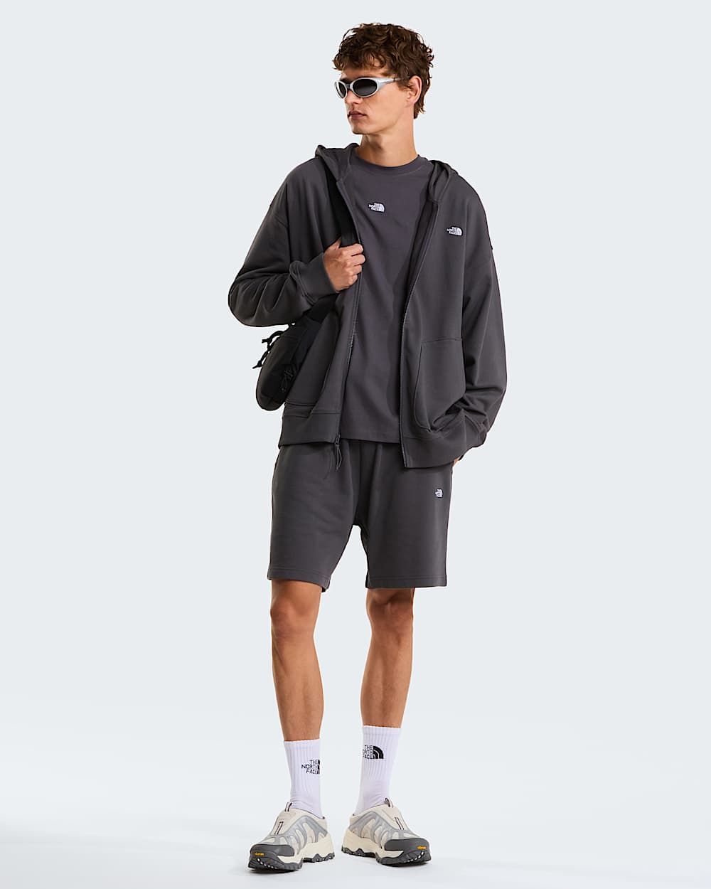 Essential Kapuzenpulli in Oversize und Unisex TNF Anthracite Grey ALT3