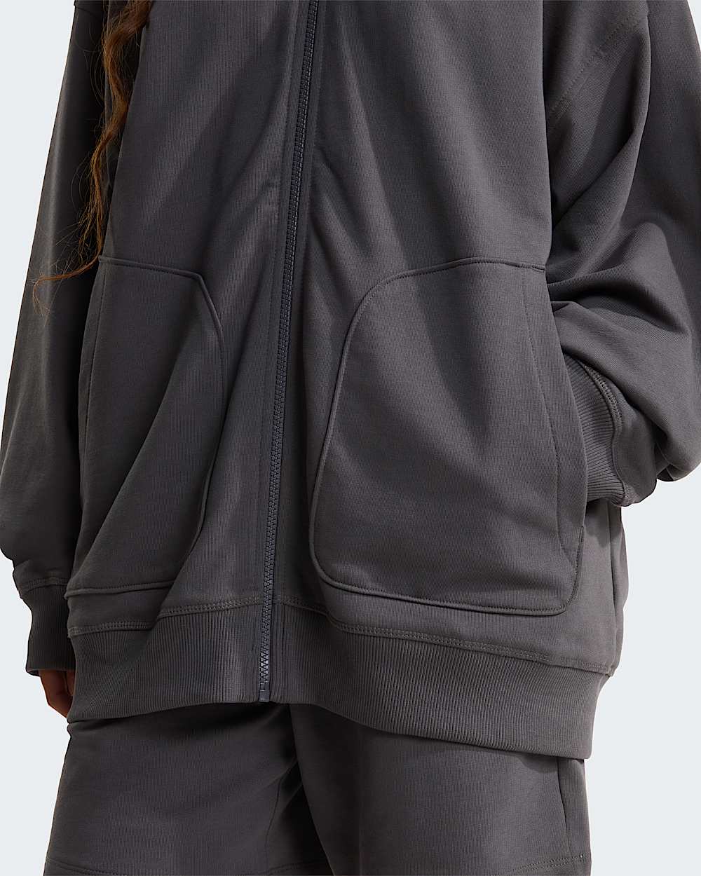 Essential Kapuzenpulli in Oversize und Unisex TNF Anthracite Grey ALT16