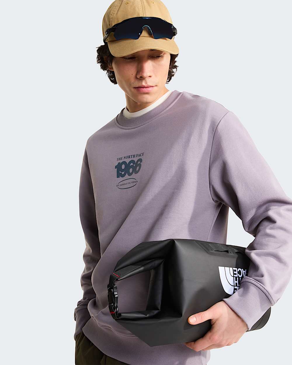 Unisex Track Relaxed Sweatshirt TNF ALT8