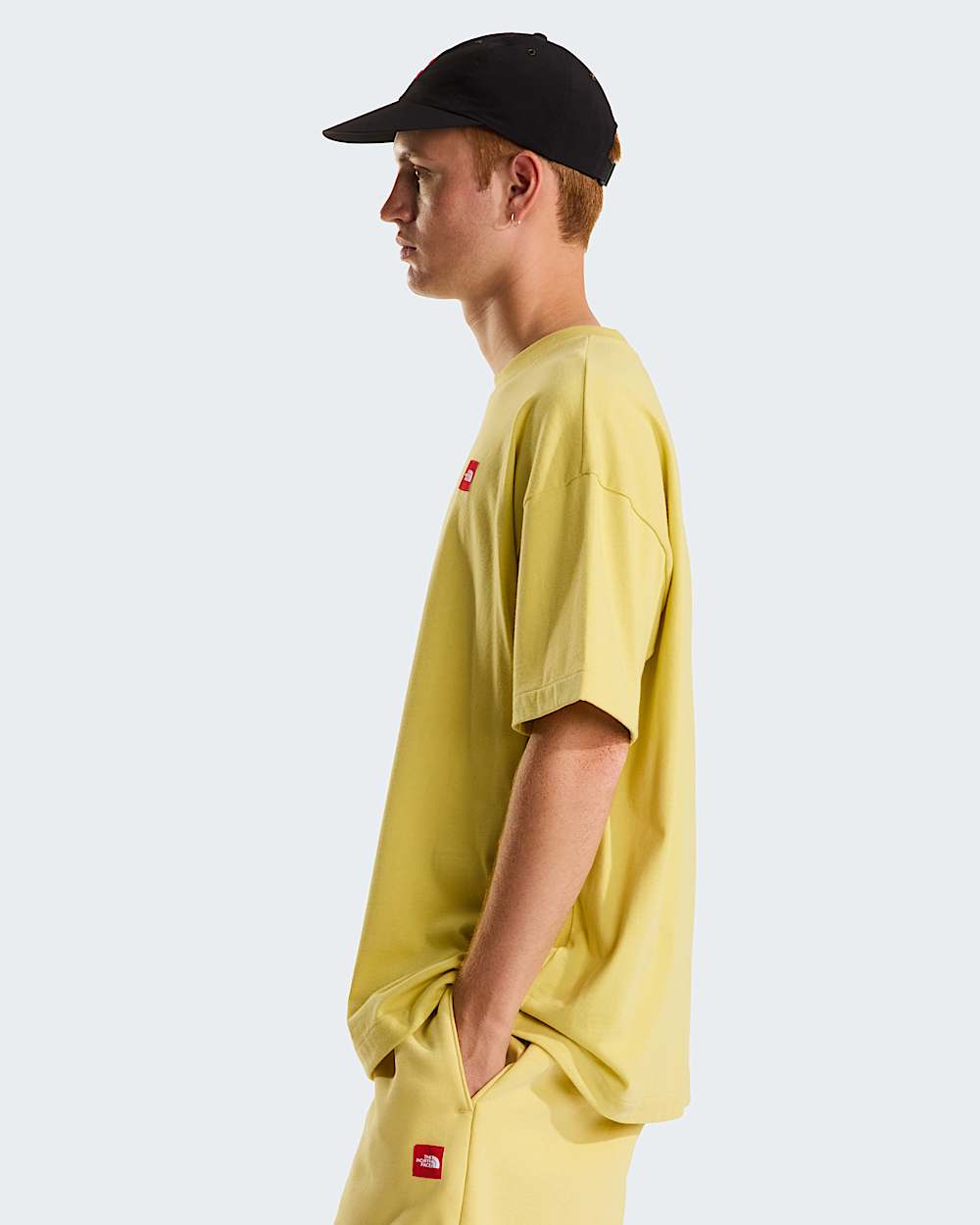 Red Box Tshirt  unisex TNF Honeyed Sand ALT11