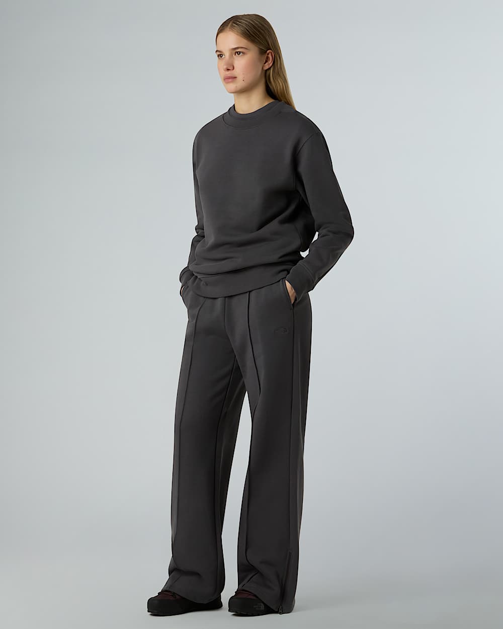 Womens Dome WideLeg Joggers TNF alt5