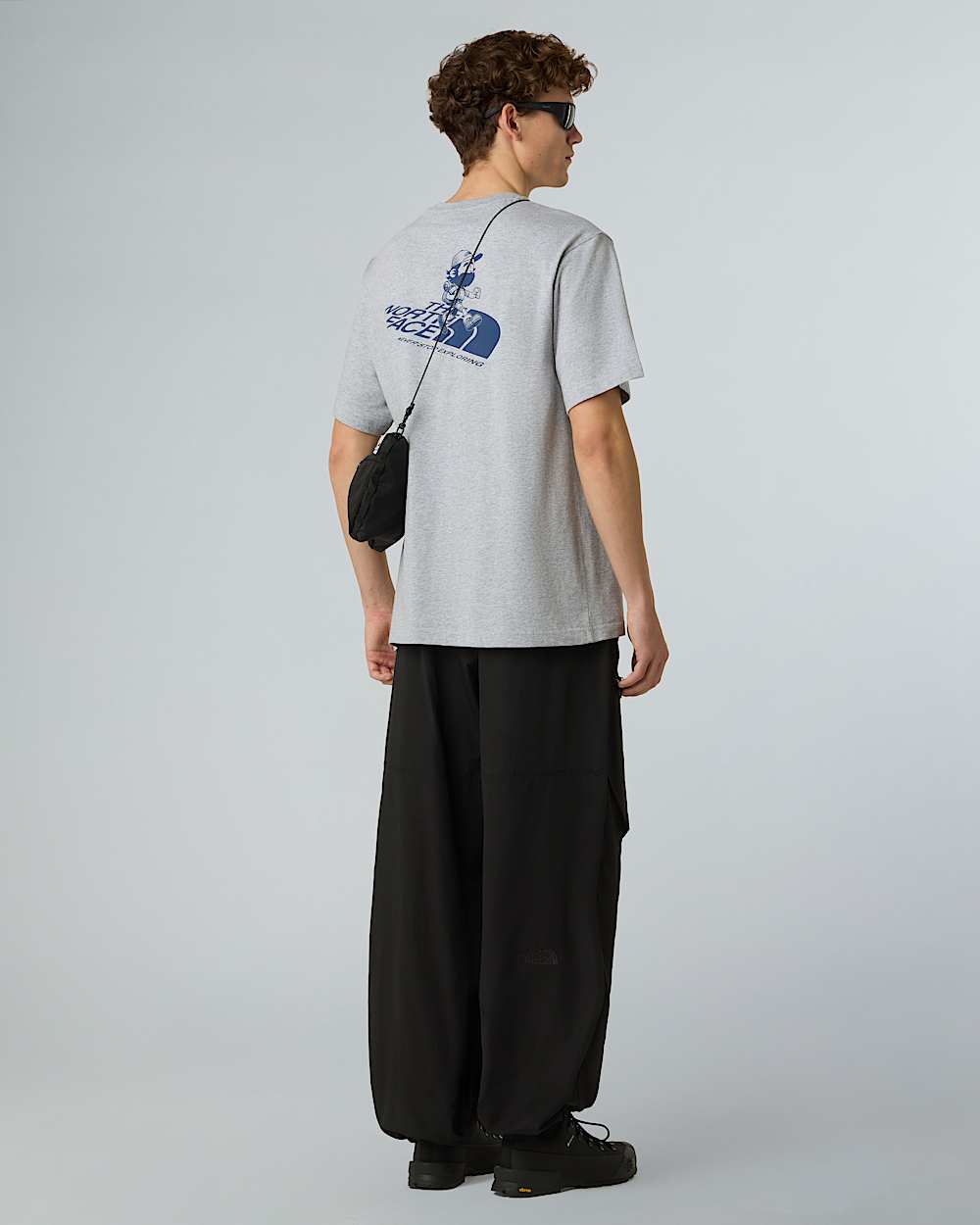 Unisex Run Graphic Relaxed TShirt TNF ALT6