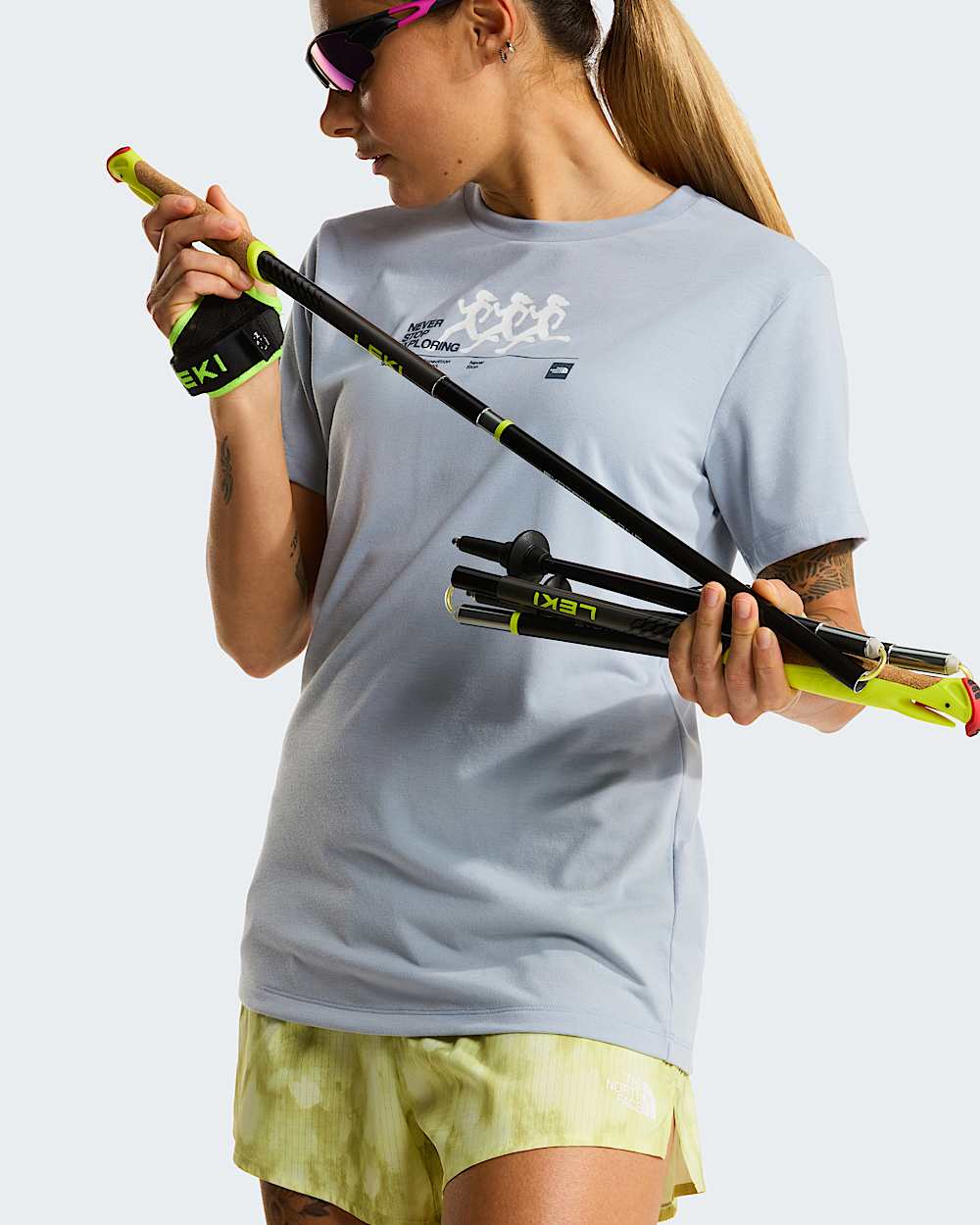 Womens Bitmap Silhouette Graphic TShirt TNF ALT5