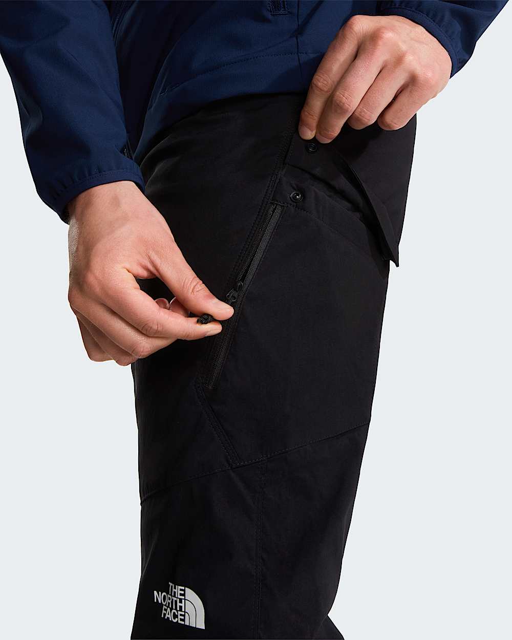 Mens Winter Exploration Regular Tapered Cargo Trousers TNF ALT6