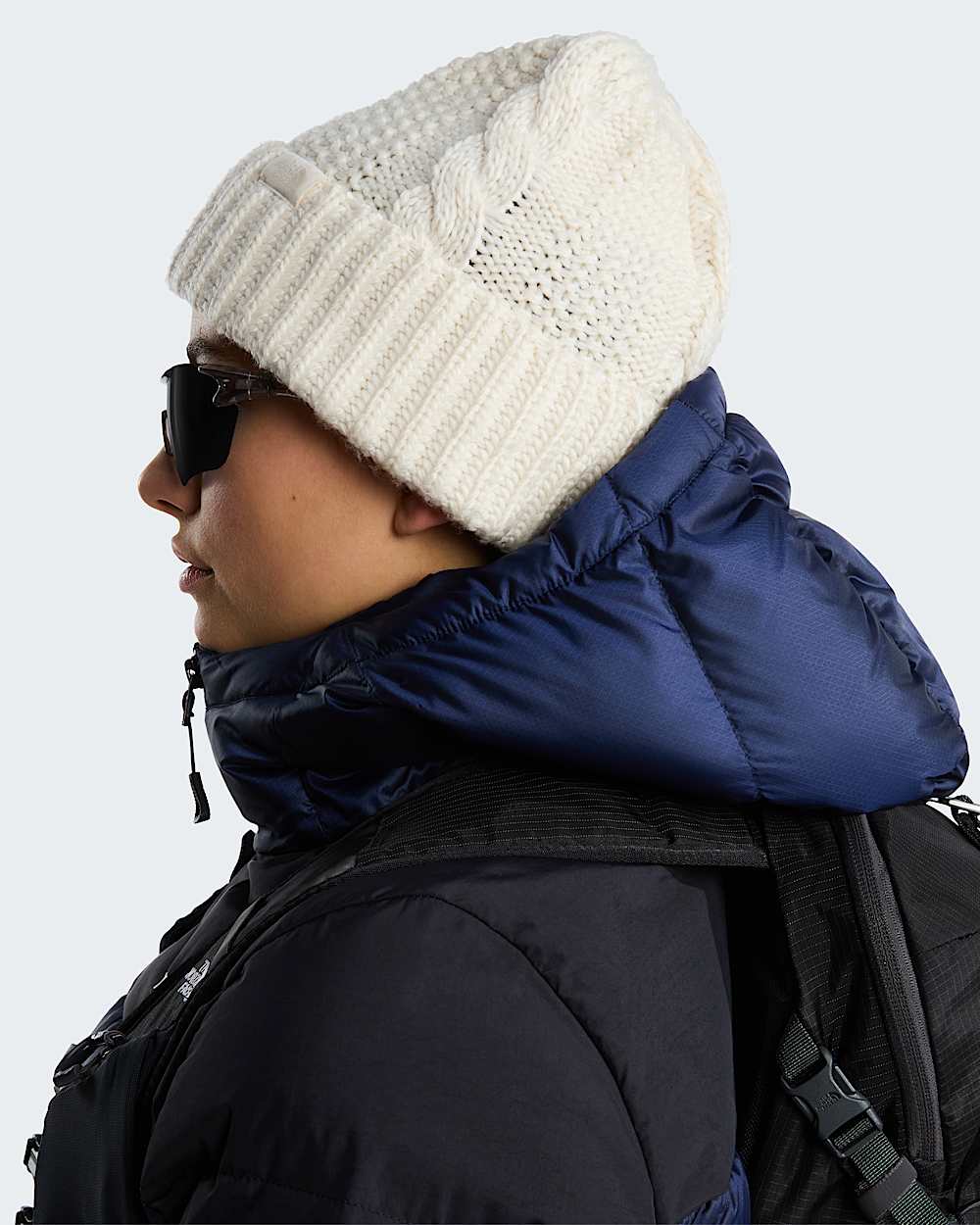 OhMega Beanie W TNF ALT3