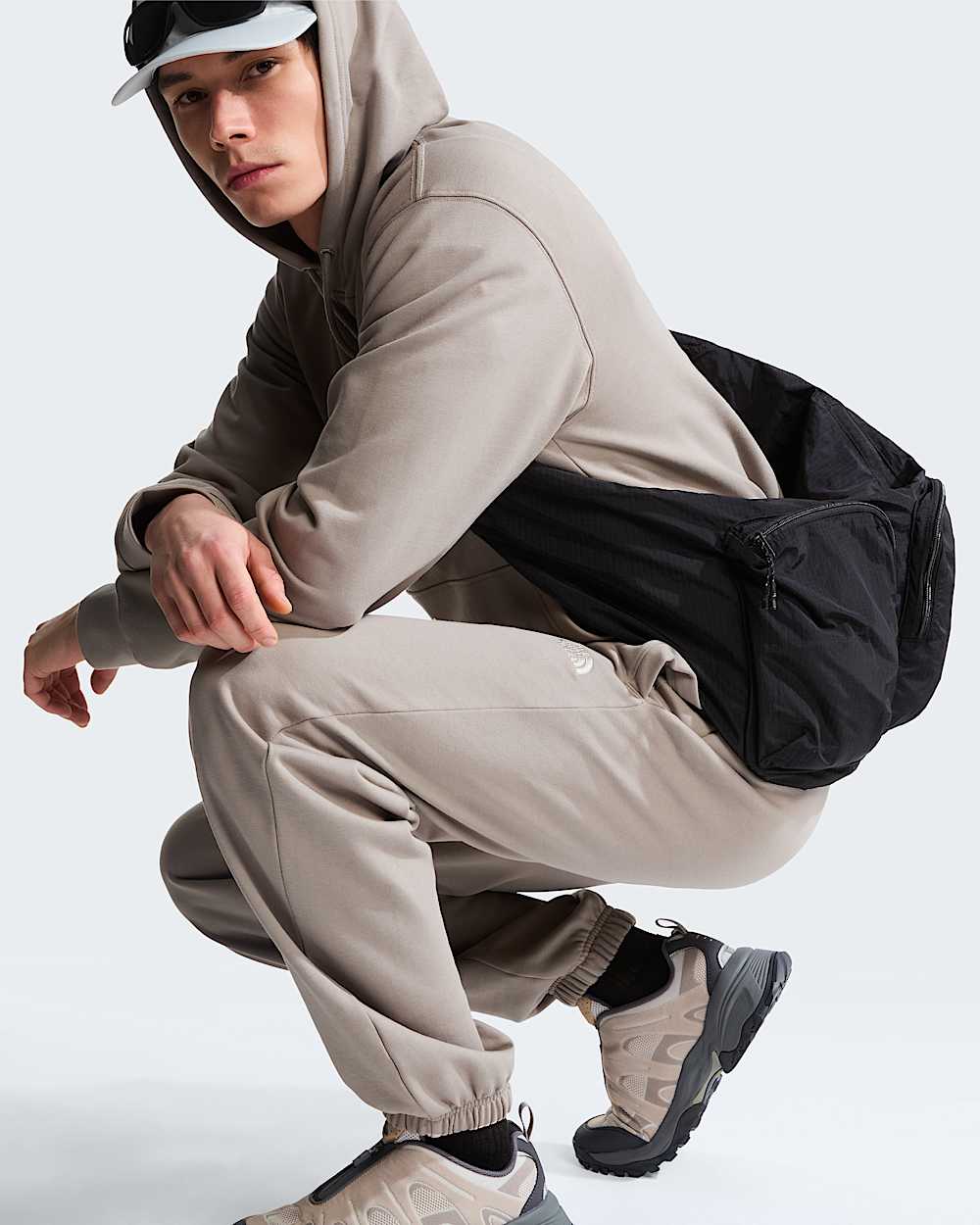 Mens TNF Essential Terry Simple Dome Relaxed Joggers TNF ALT5