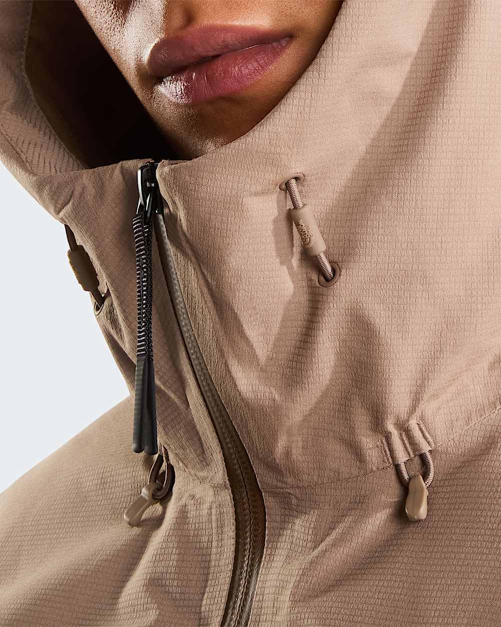 Womens TNF Range Lightweight Hooded Jacket TNF ALT6