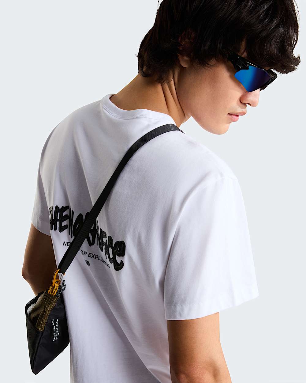 Unisex TNF Tag Logo Play TShirt mit lockerer Passform TNF ALT8