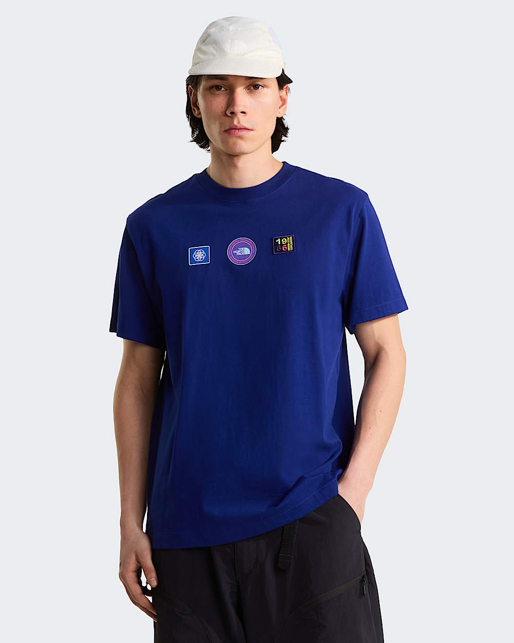 Unisex Explorer Badges Relaxed Graphic TShirt TNF HERO