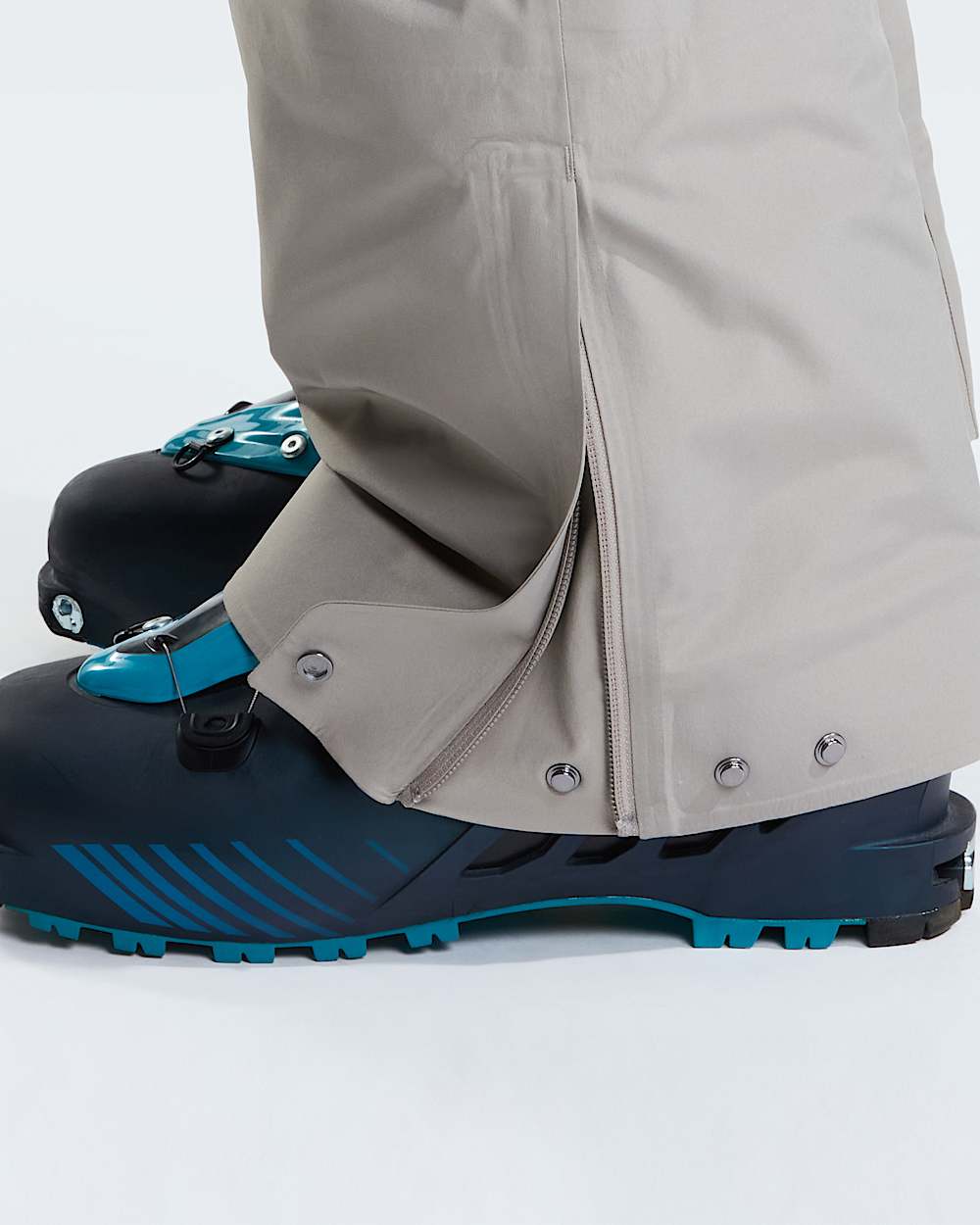Summit Eastwall GORETEX Trousers M TNF ALT8