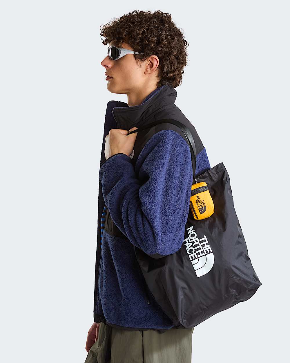 BaseCampFuseboxKeychainTote TNF alt7