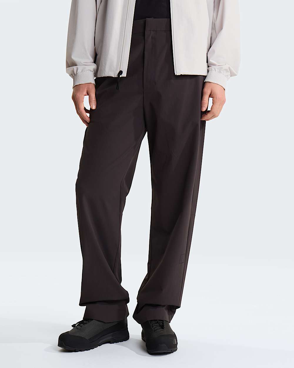 Mens TNF Black Box Tech Woven Trousers TNF hero