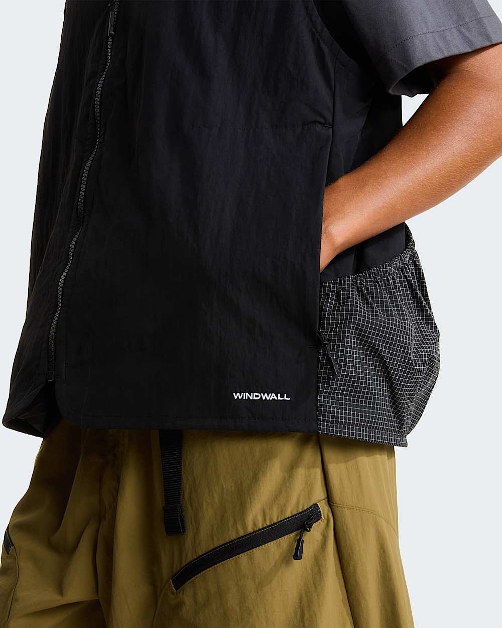 NSE Tech Weste in Unisex TNF alt21