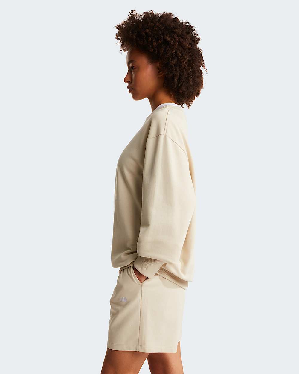 Essential Light relaxt geschnittenes Sweatshirt in Unisex TNF alt13