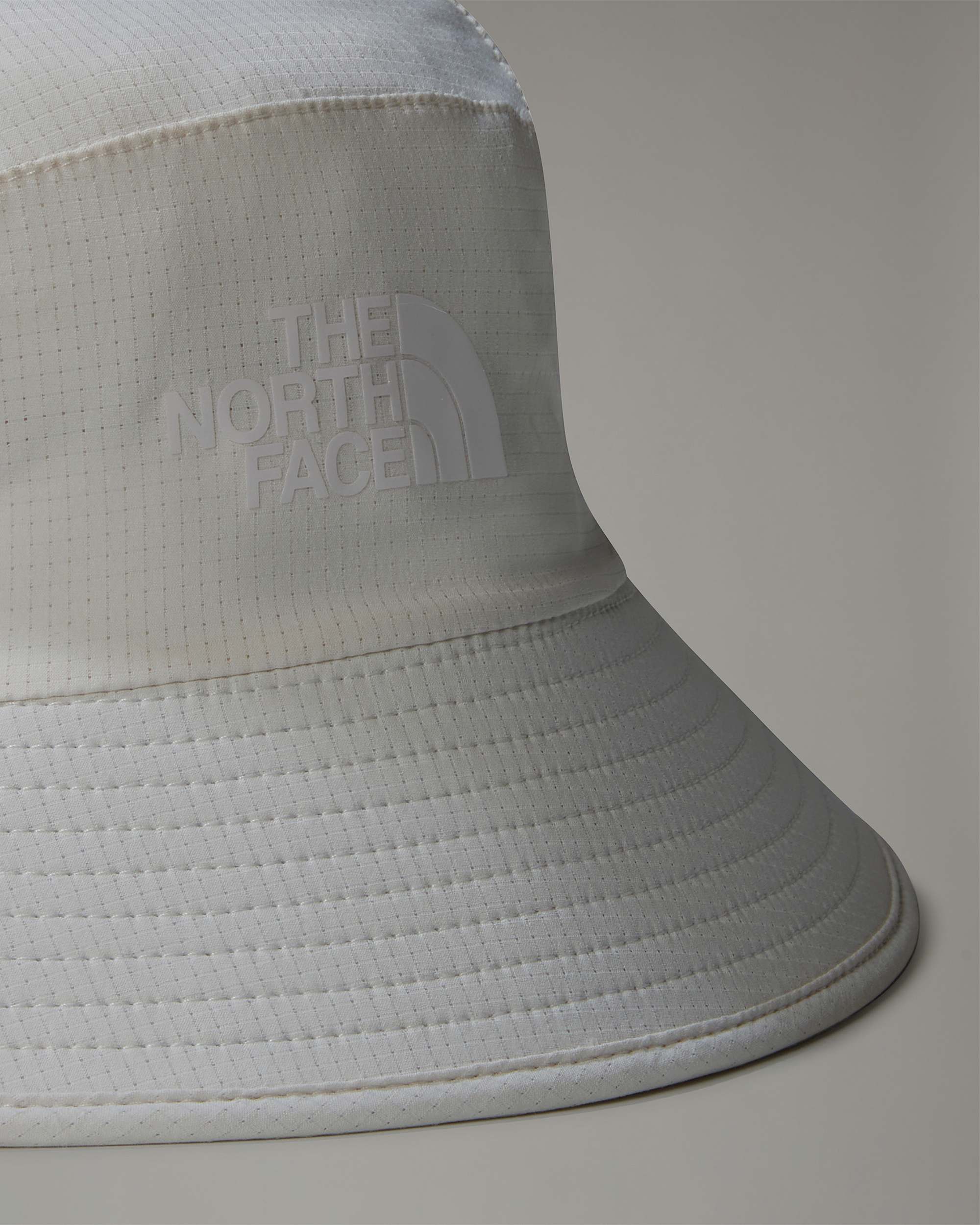 Bob de course dt lger TNF White Dune ALT3