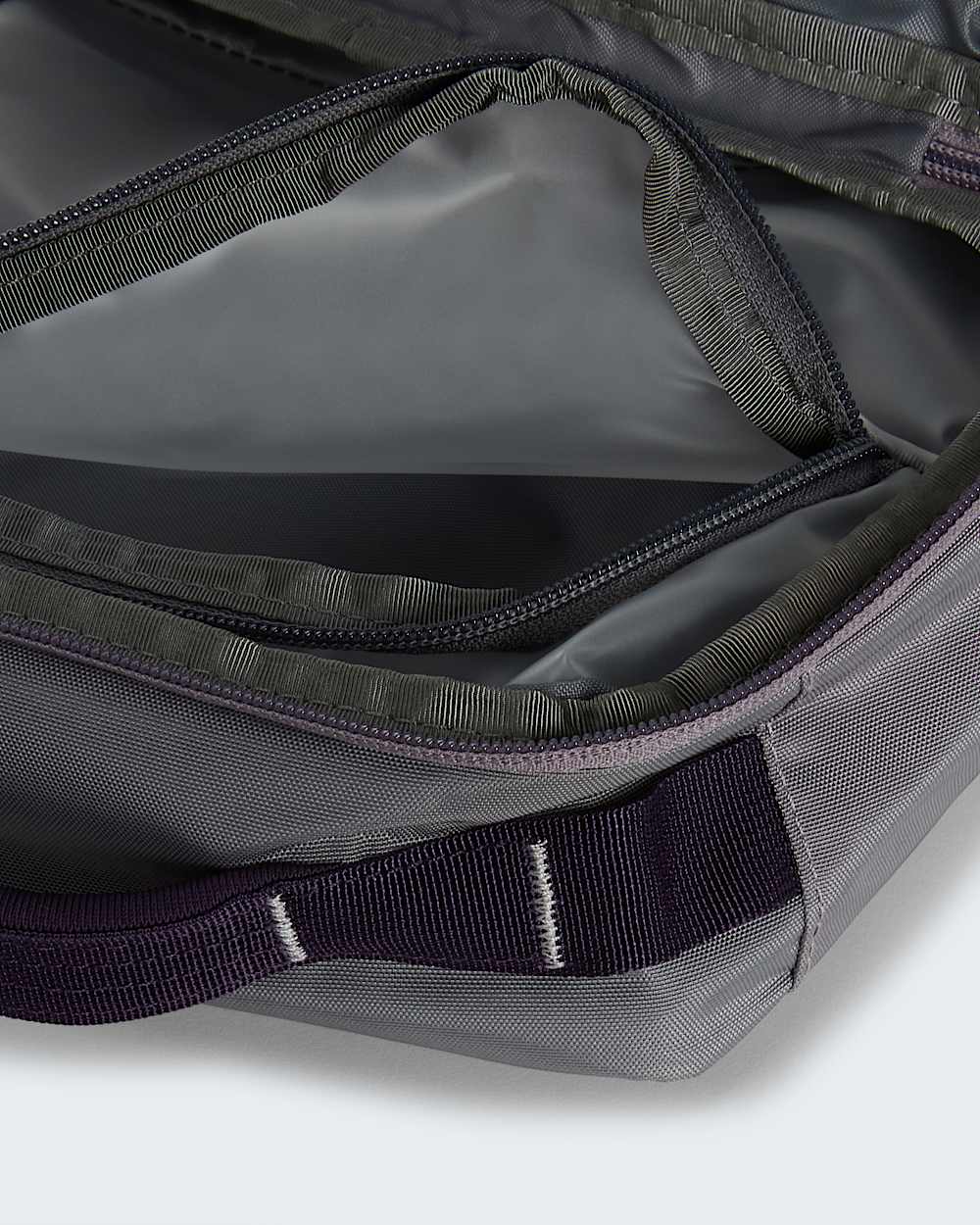 Base Camp Voyager Waschbeutel TNF Transcendent GreyEndless DuskHigh Rise Grey ALT3
