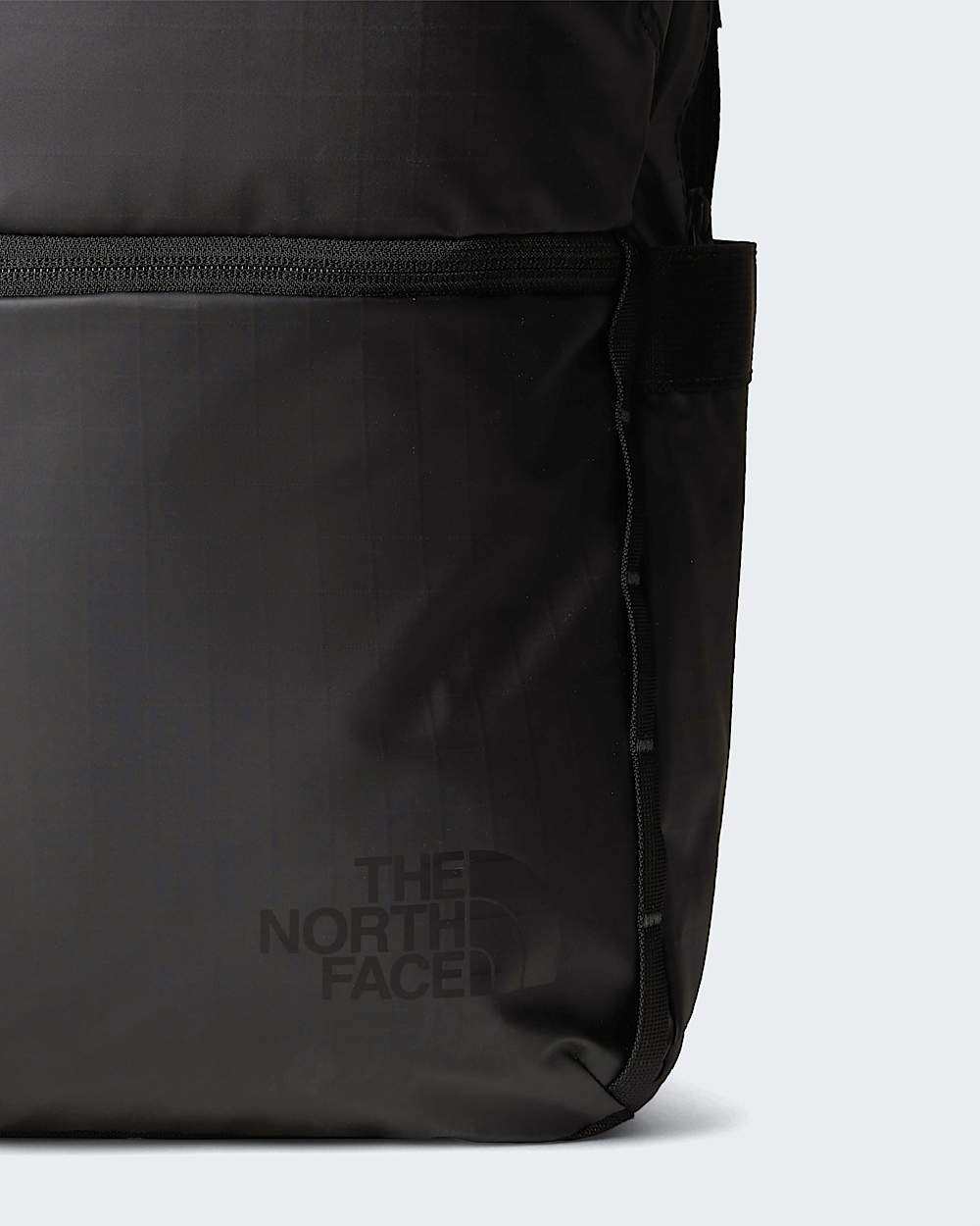 Base Camp Voyager Daypack TNF ALT3