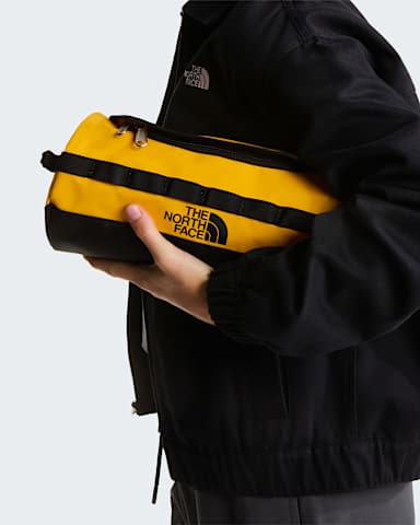 Base Camp Travel Washbag Large TNF Summit GoldTNF BlackNPF ALT1