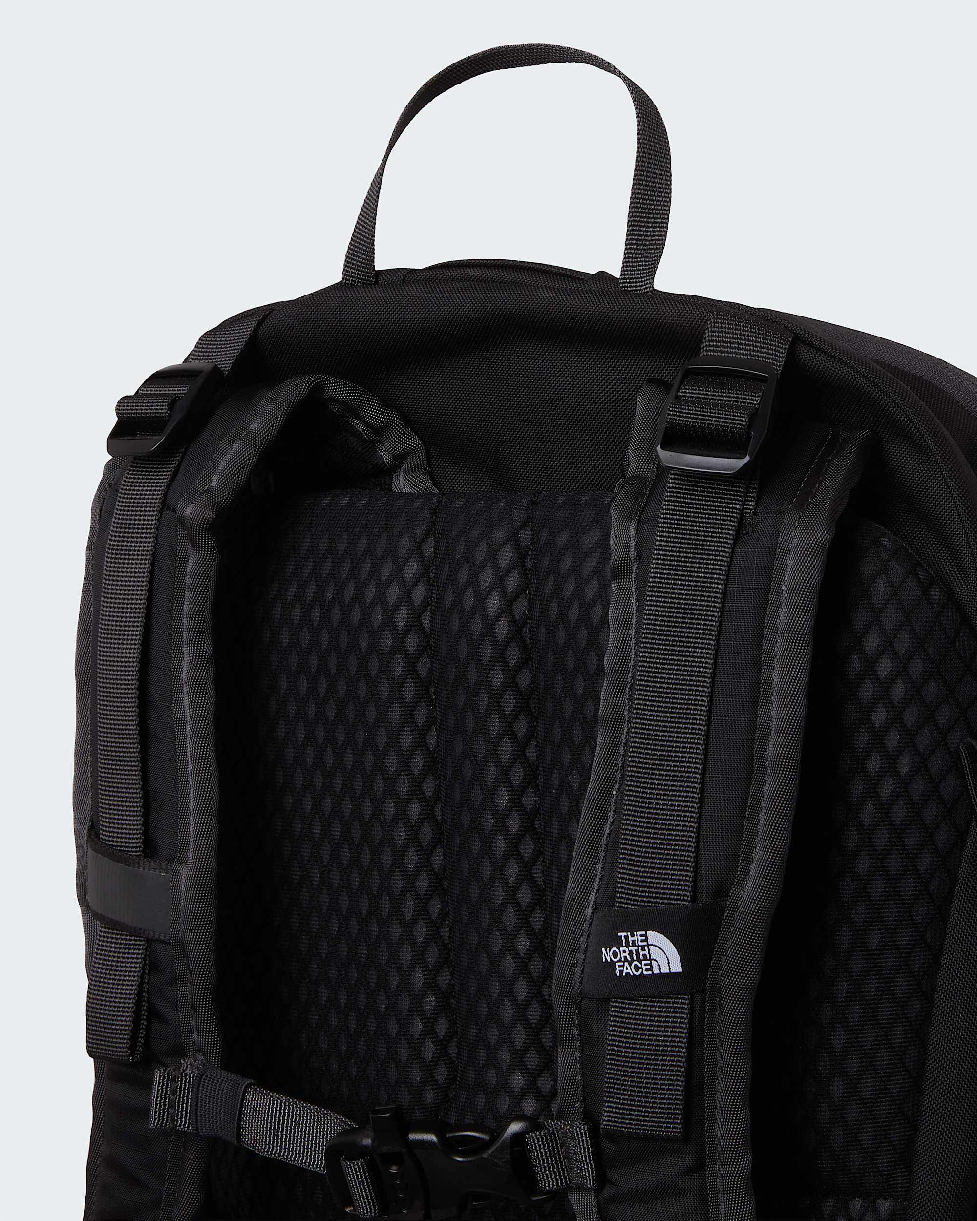 Basin 15Litre Backpack TNF ALT7