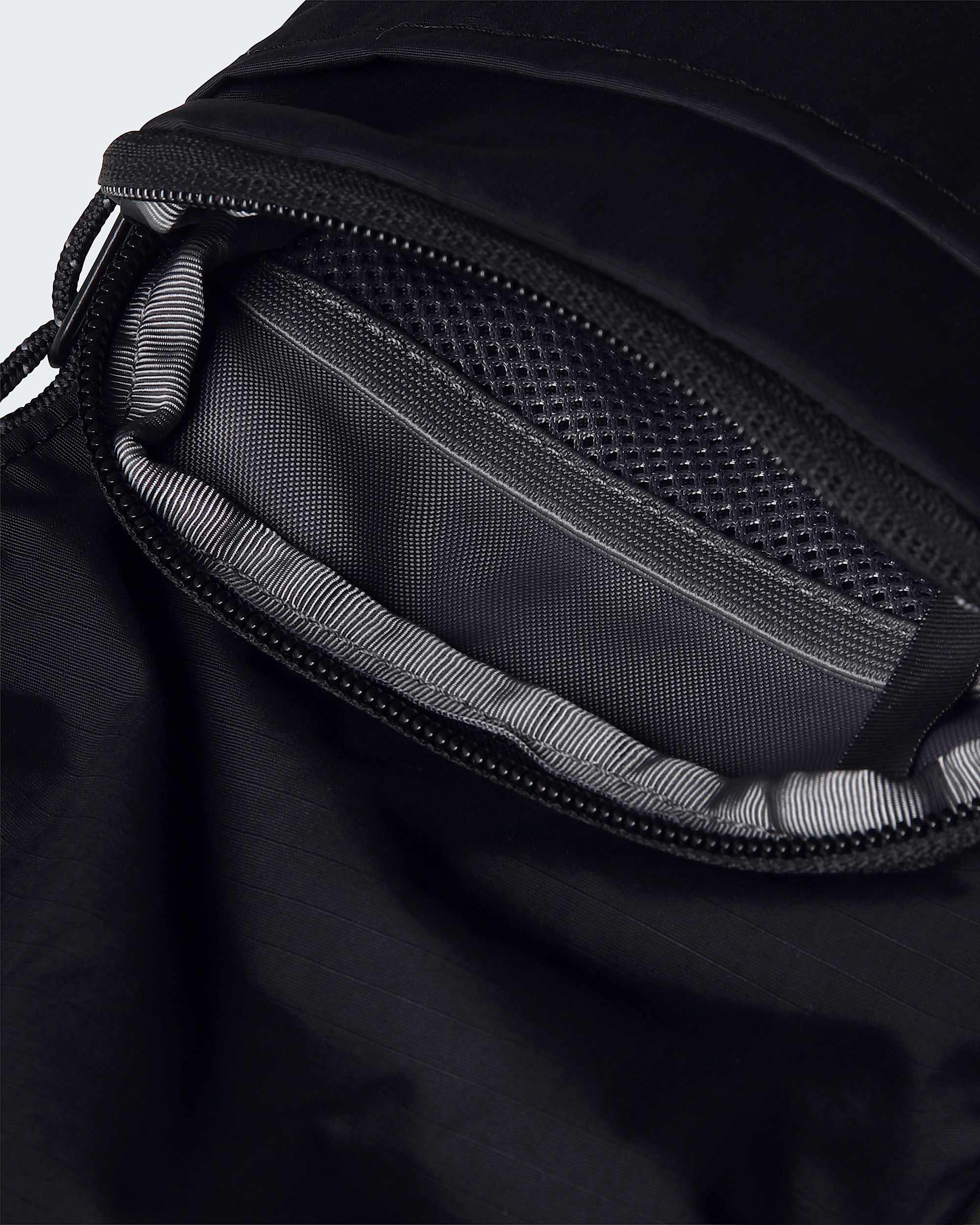 Glen Canyon Pocket Cross Body Bag TNF ALT3