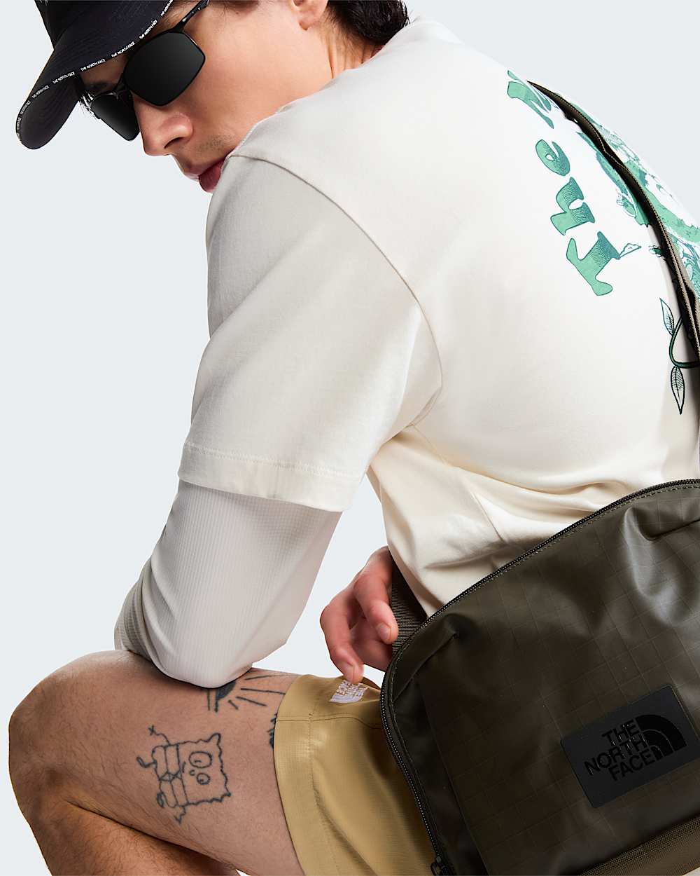 Retro Earth Relaxed Graphic Tshirt voor heren TNF ALT6