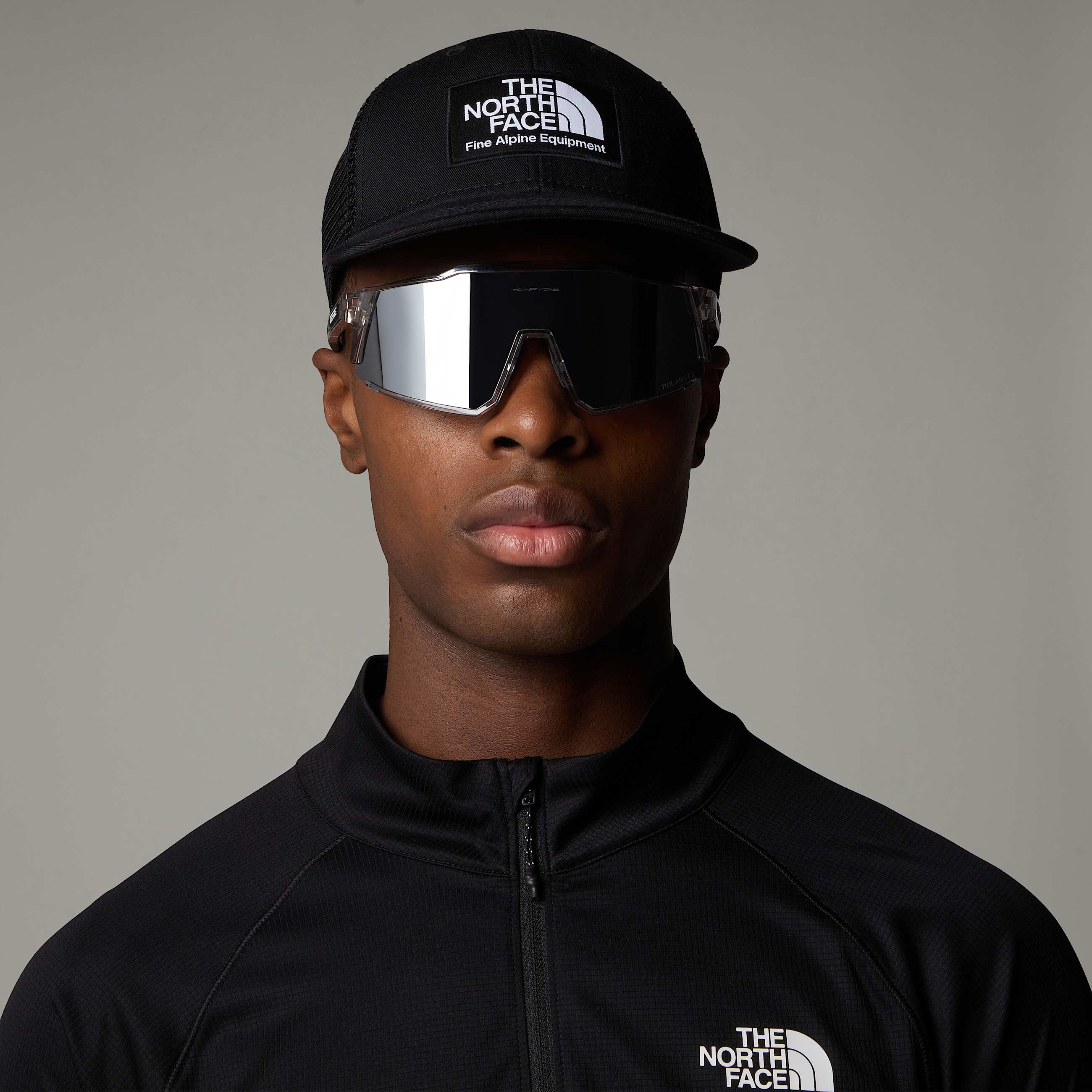 Mudder Trucker Cap Deep Fit TNF ALT1