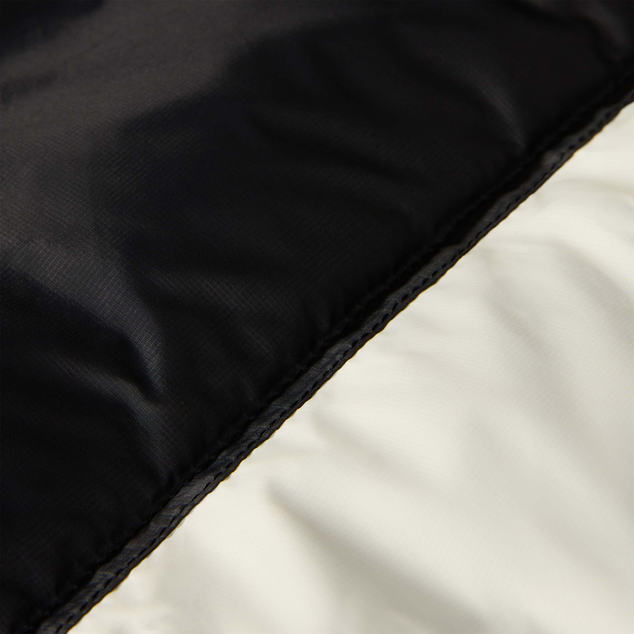 Nuptse Short Jacket W TNF ALT18