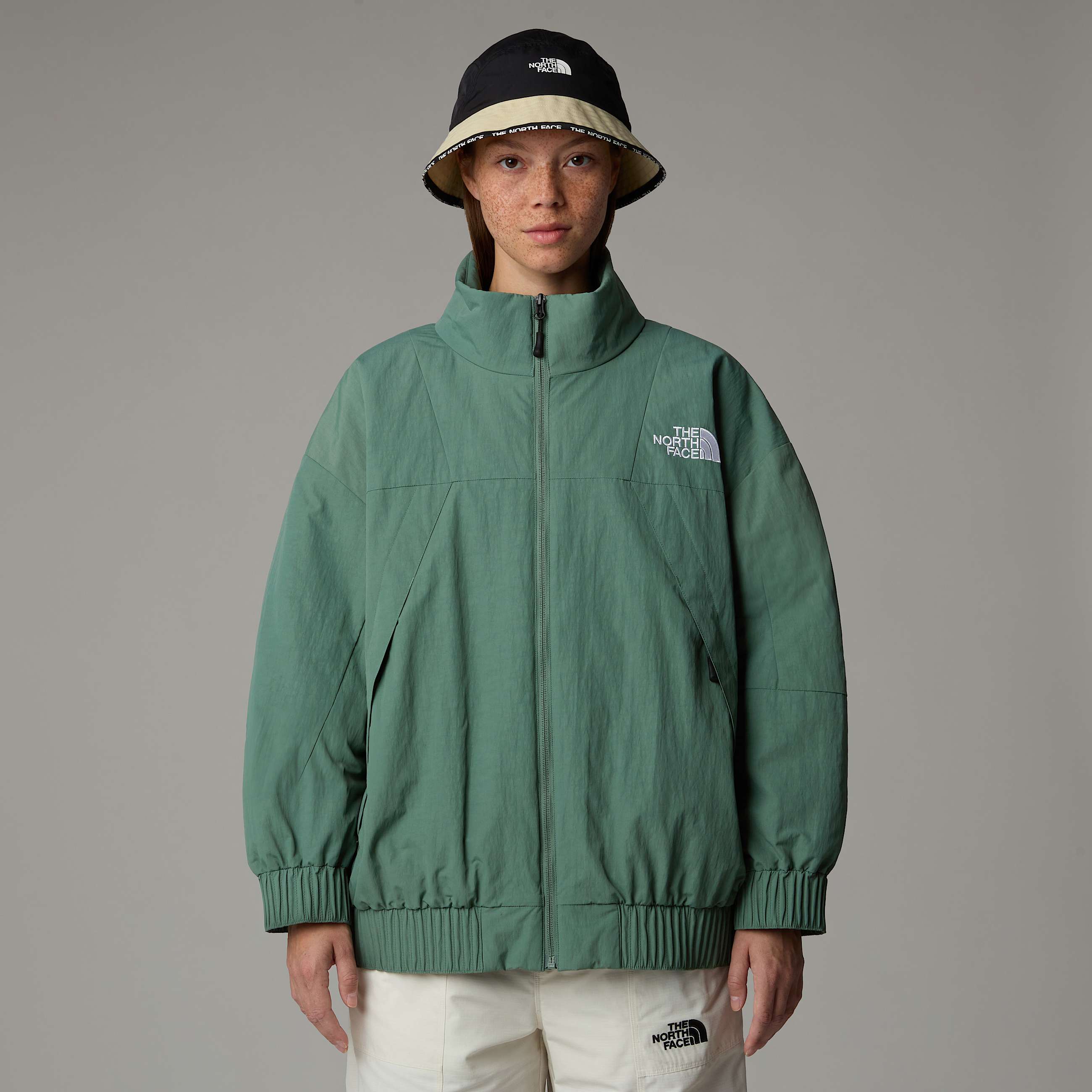 NSE Insulated Bomber Jacket Unisex TNF ALT2