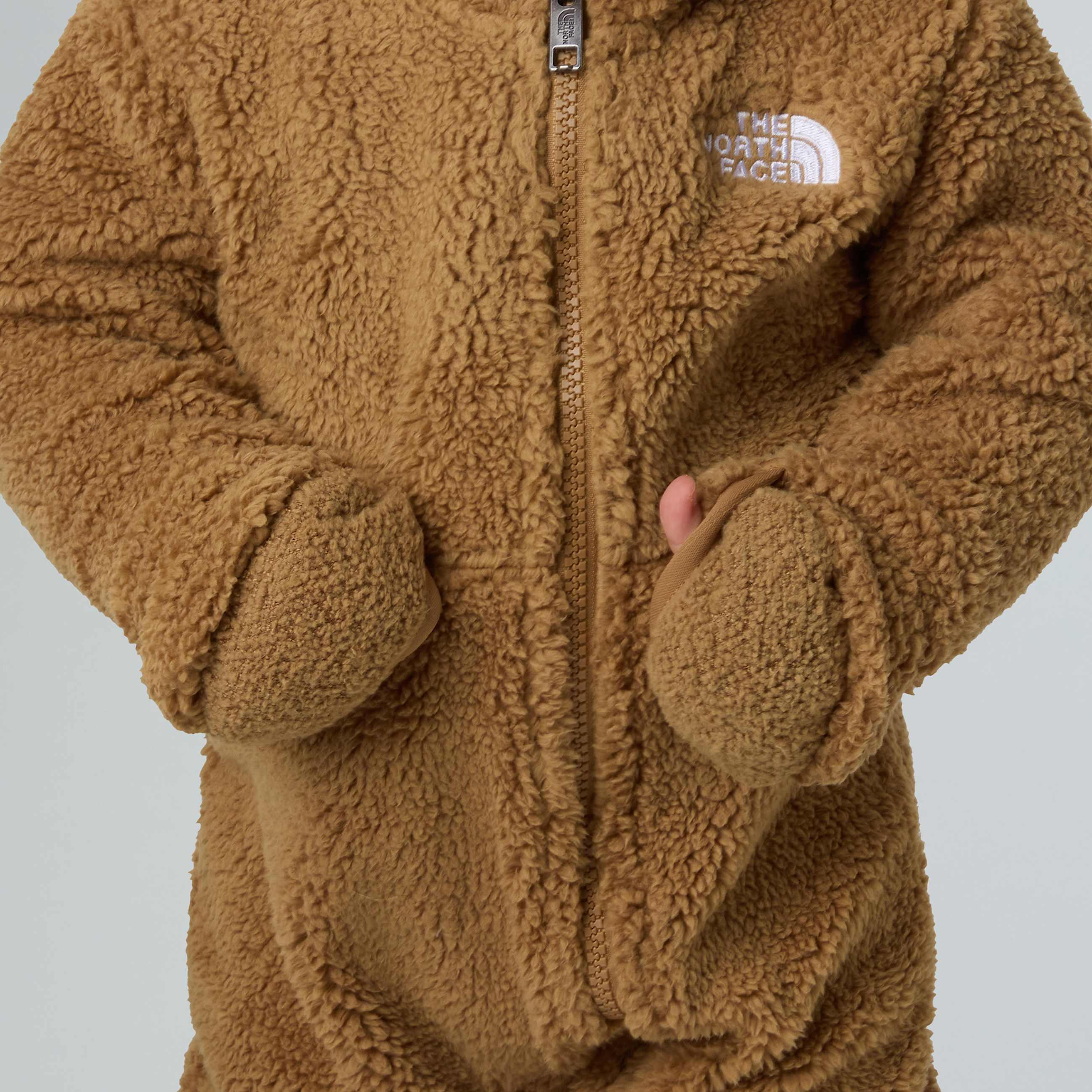 Campshire OnePiece Baby TNF ALT3