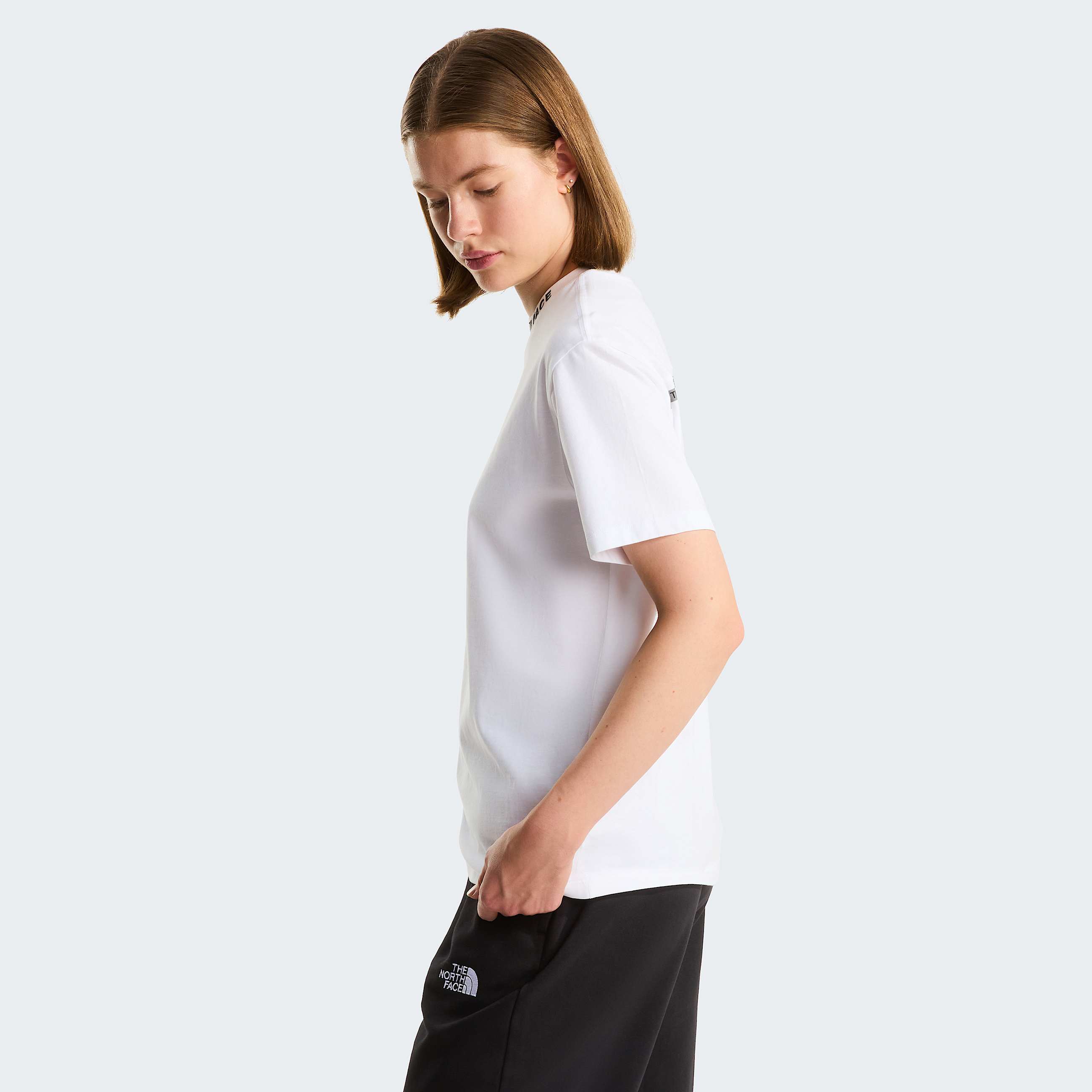 Zumu Relaxed Graphic TShirt W TNF ALT2