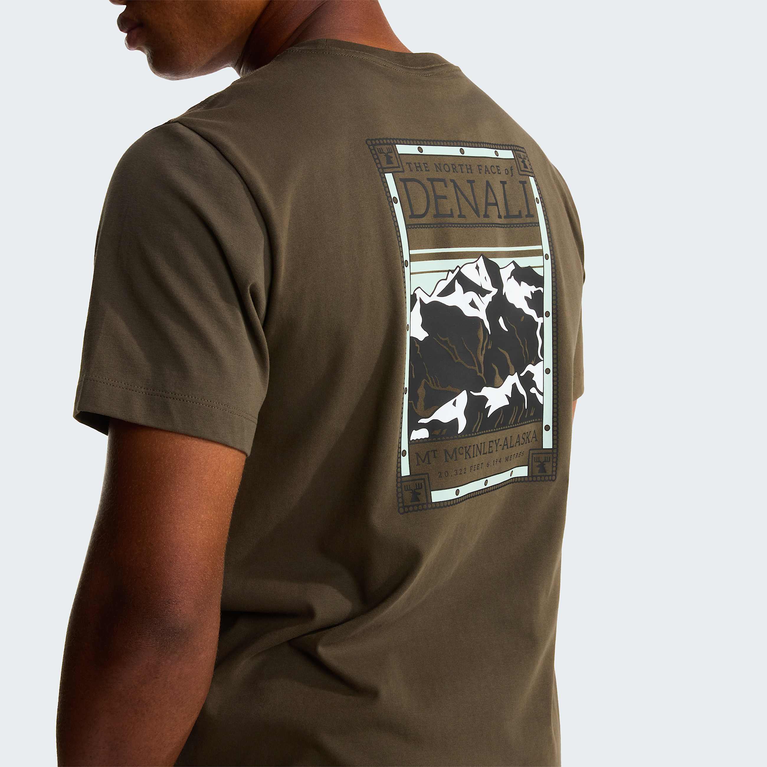 North Faces Regular Graphic TShirt M TNF ALT4