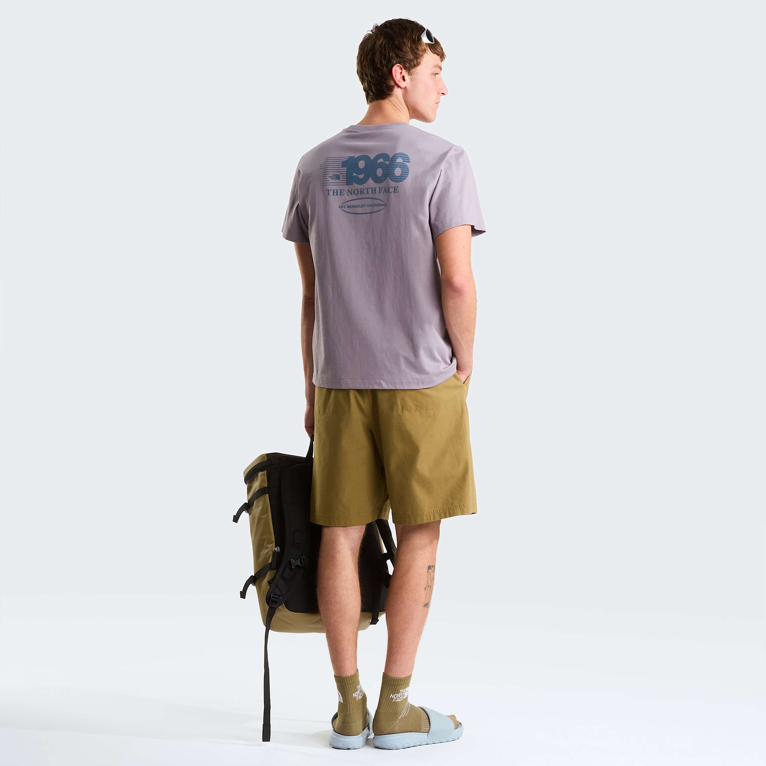 Track Relaxed Graphic TShirt Unisex TNF ALT3