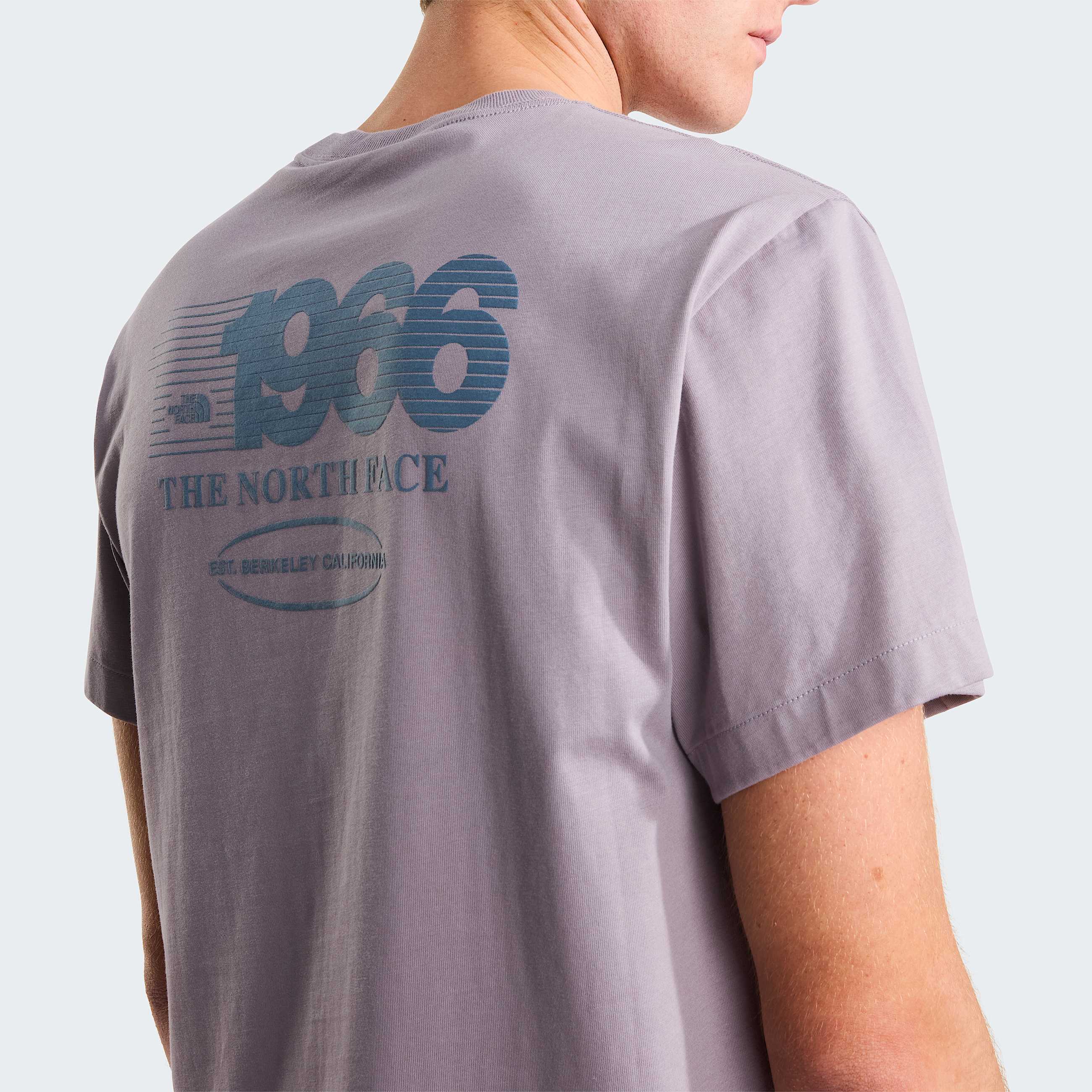Track Relaxed Graphic TShirt Unisex TNF ALT7