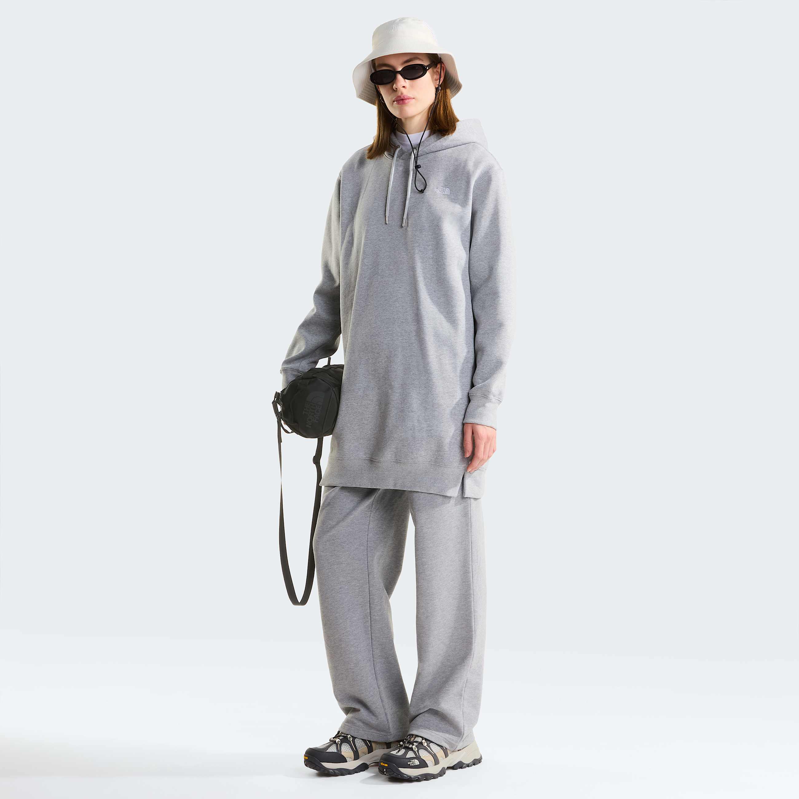Essential Simple Dome Kapuzenkleid in Relaxed Fit Damen TNF ALT1