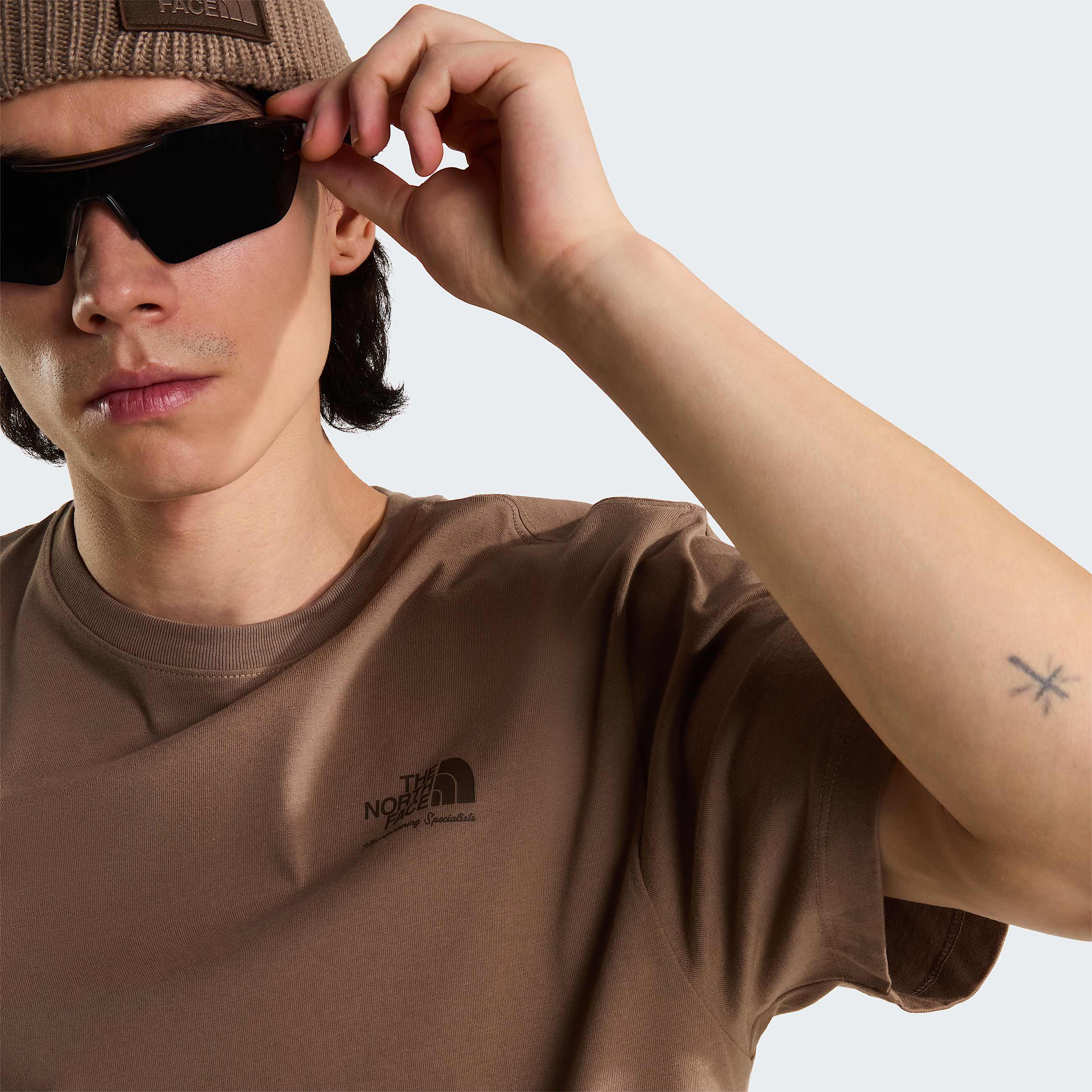 Tshirt OG Store Relaxed con grafica da donna TNF ALT8
