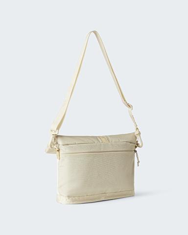 Base Camp Schultertasche TNF White AshCalacattaPale Khaki ALT2