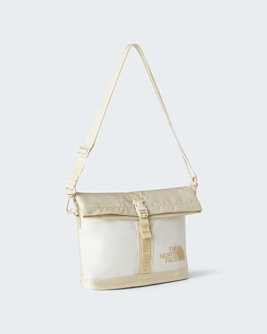 Base Camp Schultertasche TNF White AshCalacattaPale Khaki HERO