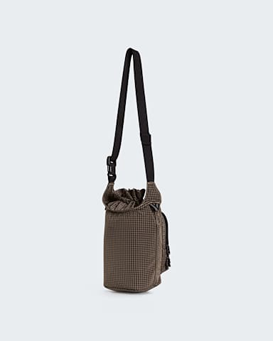 Never Stop Bucket Bag TNF Garnet ALT2