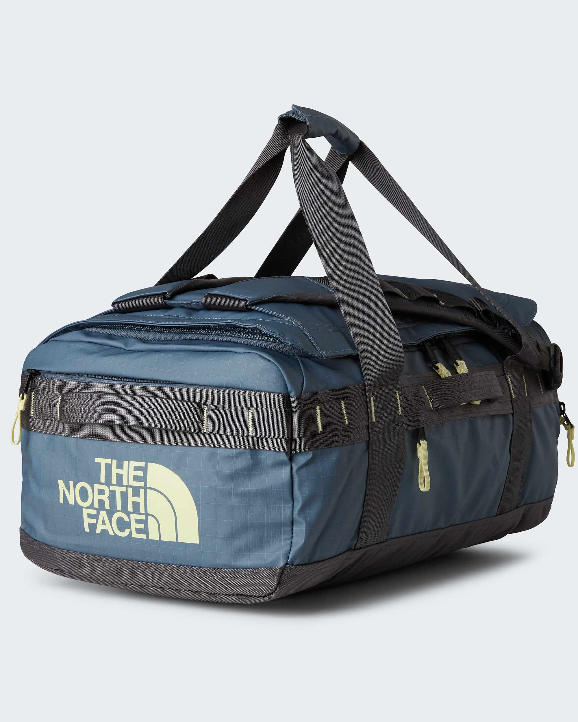 Base Camp Voyager Duffel 42L TNF HERO