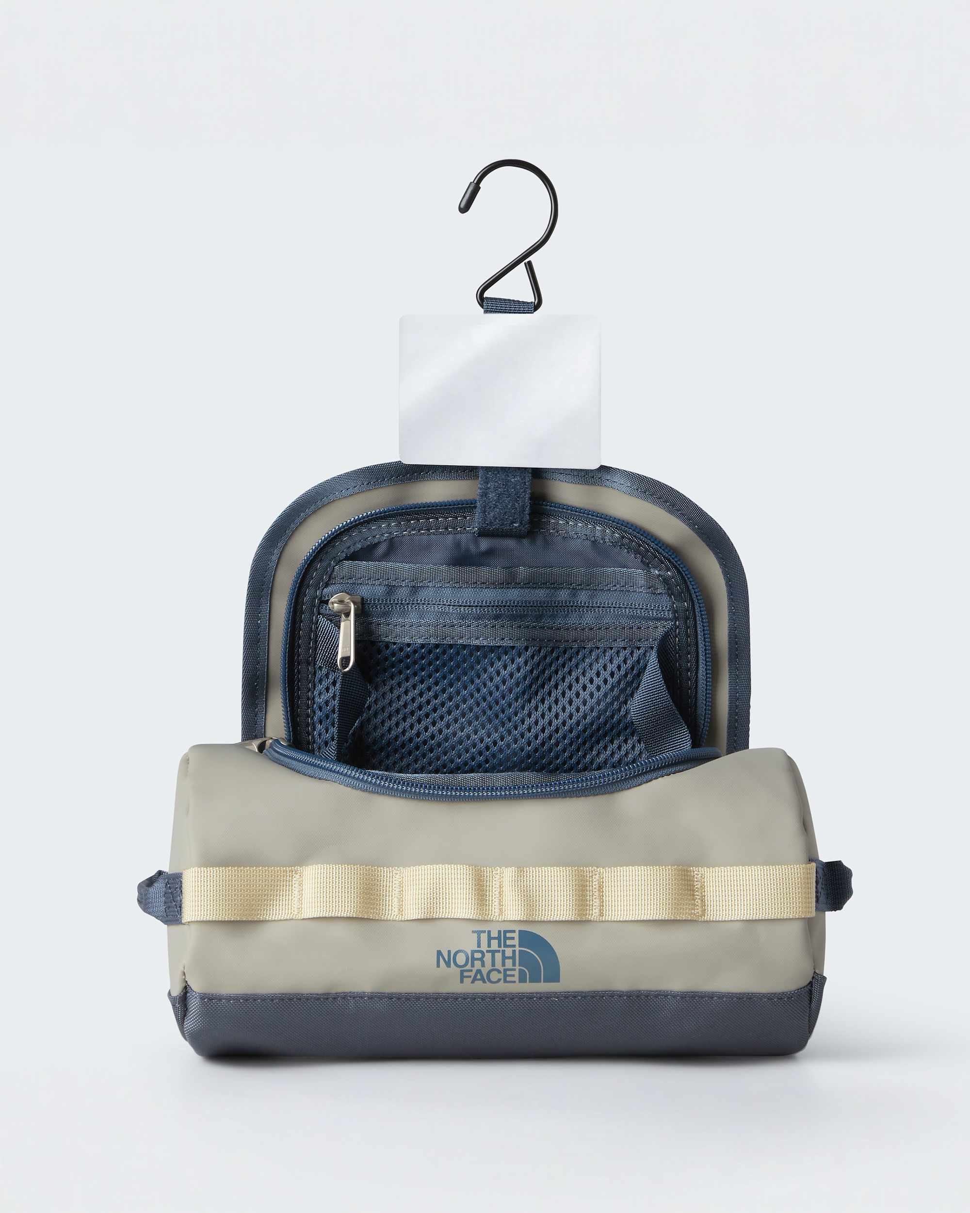 Base Camp Travel Washbag  Small TNF ALT2