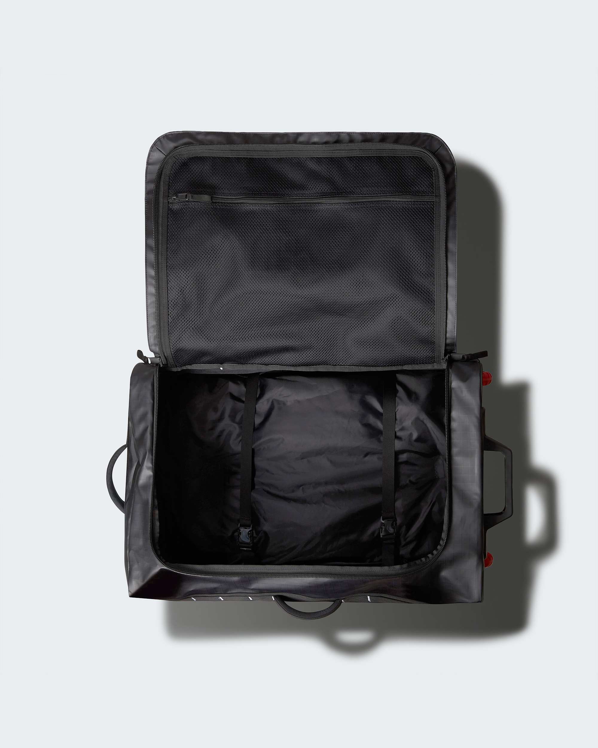 Base Camp Voyager Roller 29 TNF ALT4