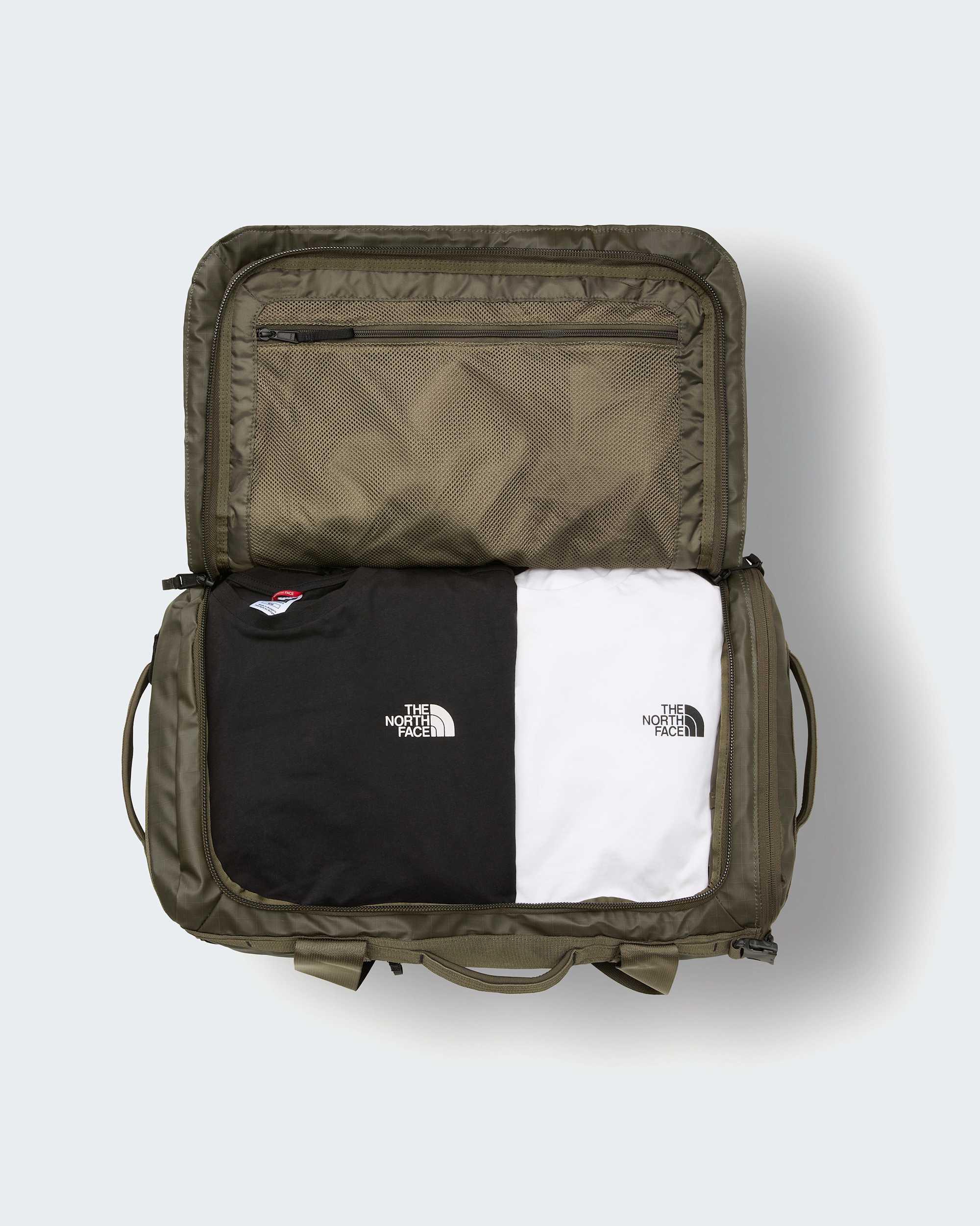 Base Camp Voyager 42LiterDuffelTasche TNF New Taupe GreenTNF BlackNPF ALT2