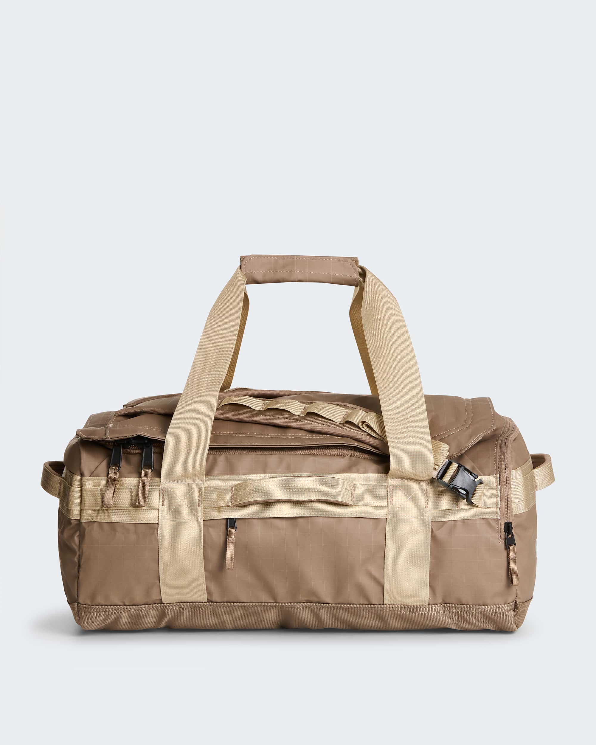 Base Camp Voyager 42LiterDuffelTasche TNF HERO