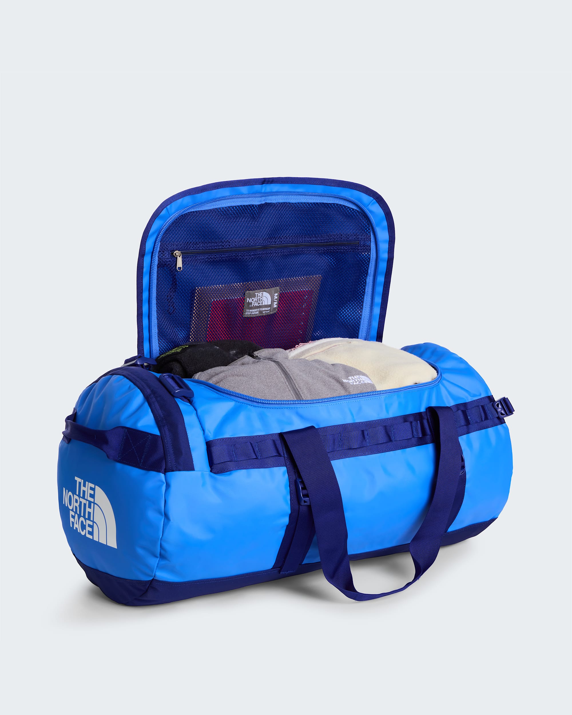 Base Camp Duffel 71L  Medium TNF ALT4