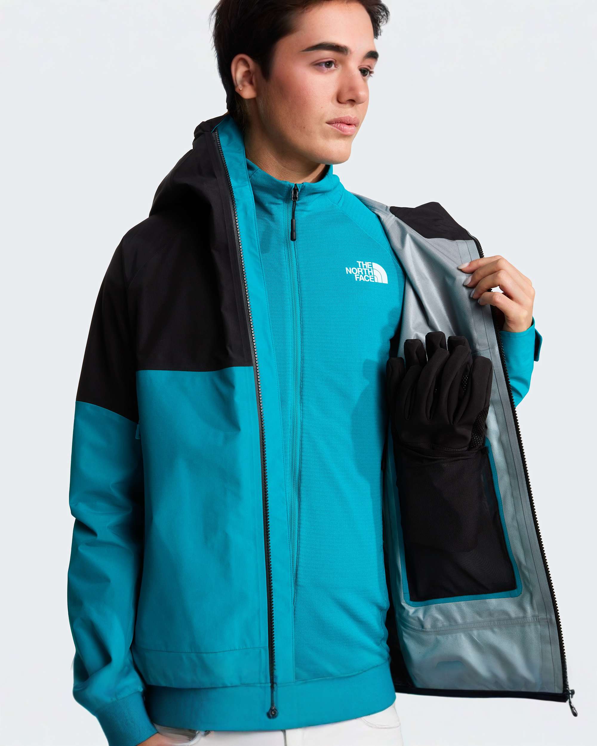 Womens Jazzi GORETEX Jacket TNF alt17