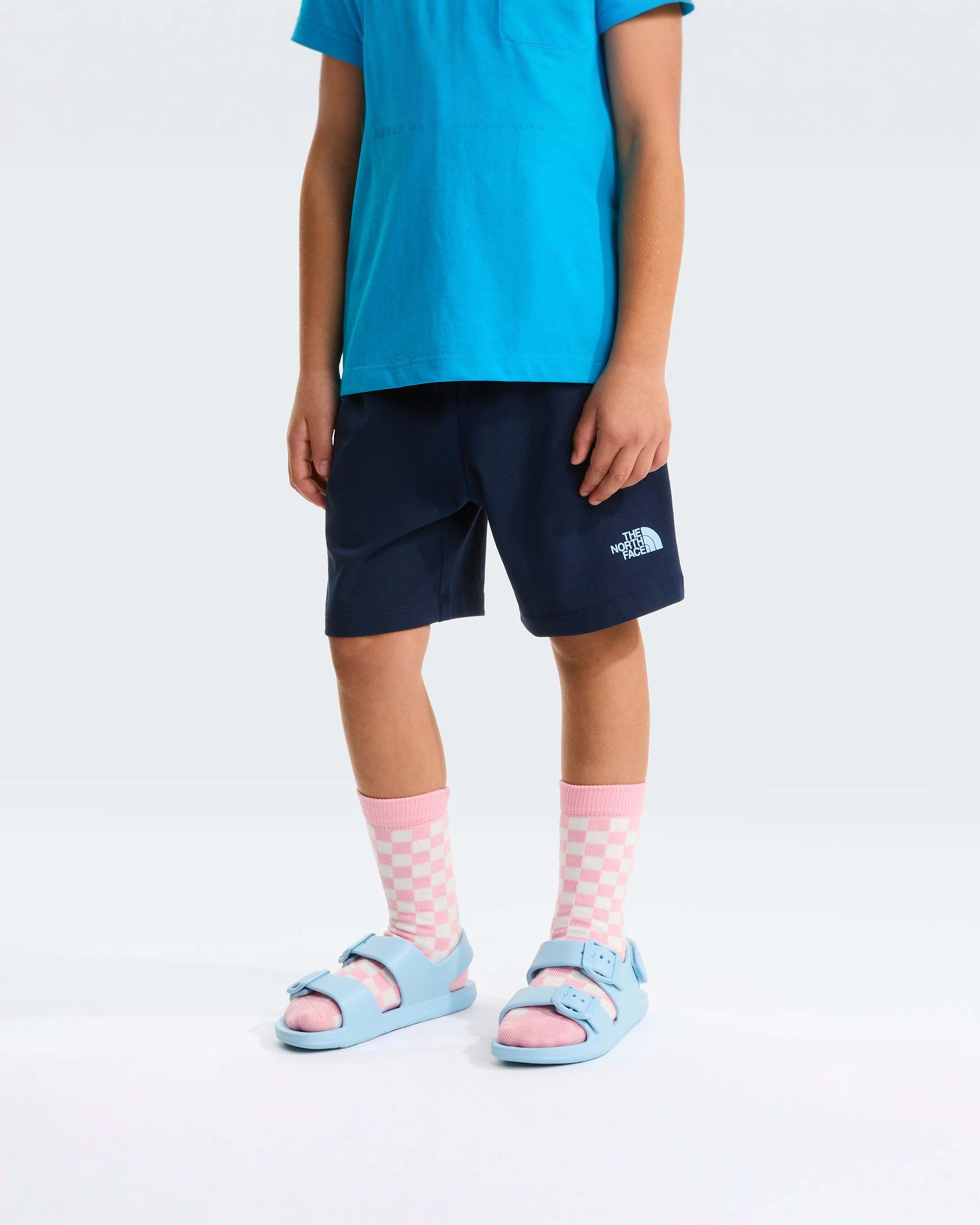 Set NSE Box Play Regular con pantaloncini da bambini TNF alt20