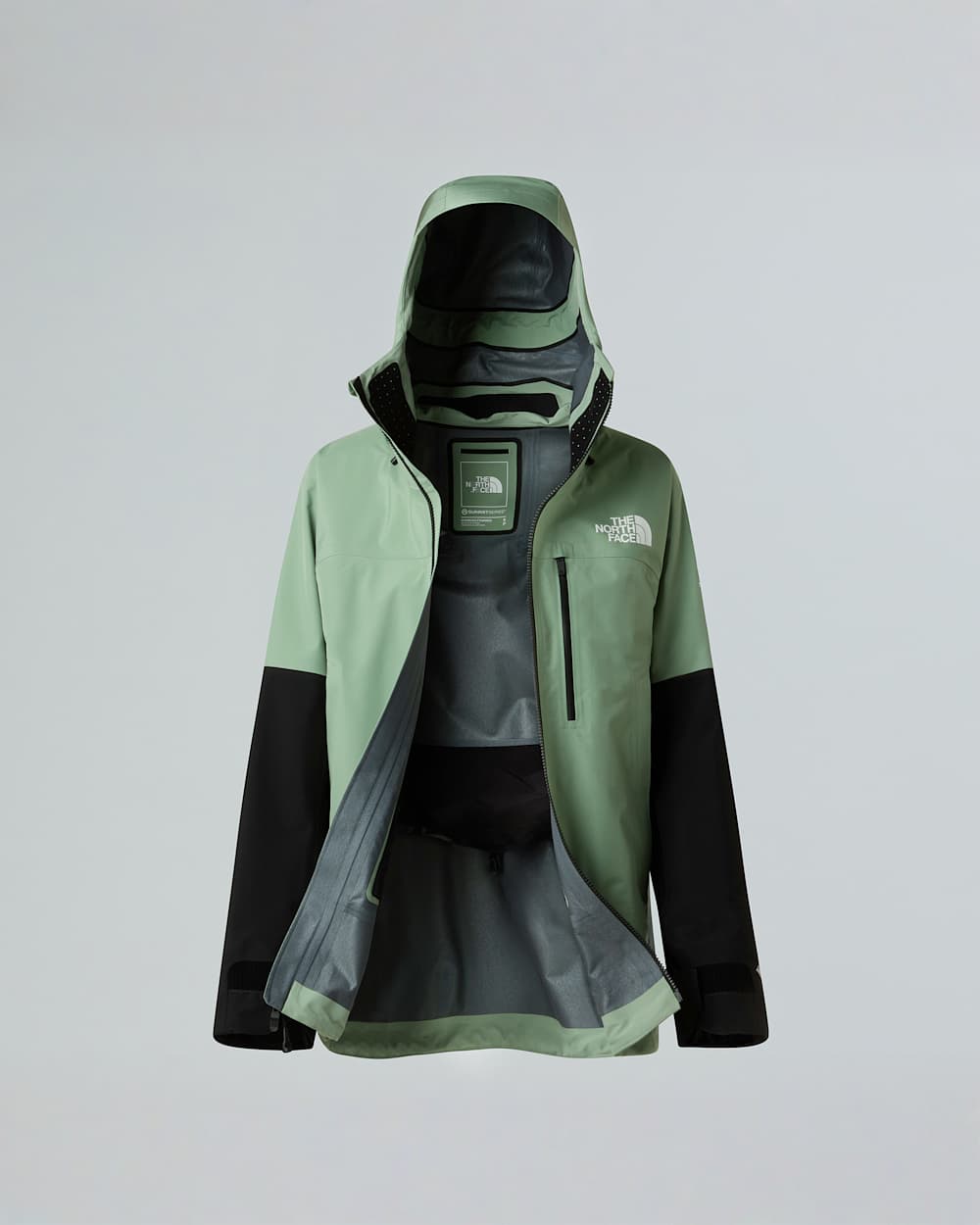 Womens Summit Eastwall GORETEX Jacket TNF ALT17