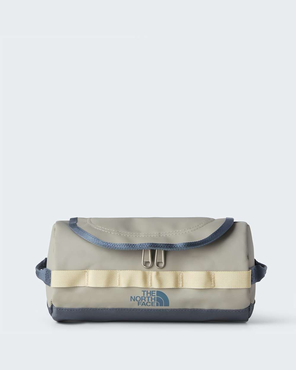 Base Camp Travel Washbag  Small TNF HERO