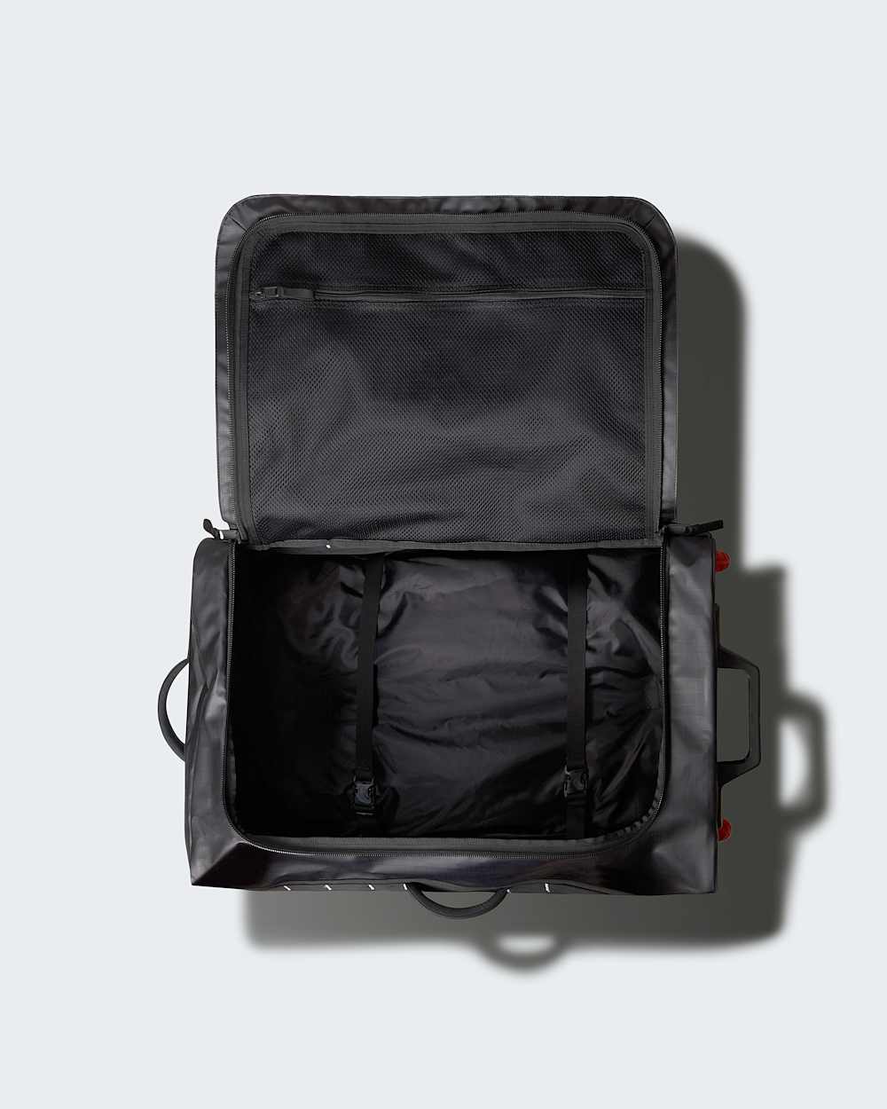 Base Camp Voyager Roller 29 TNF ALT4