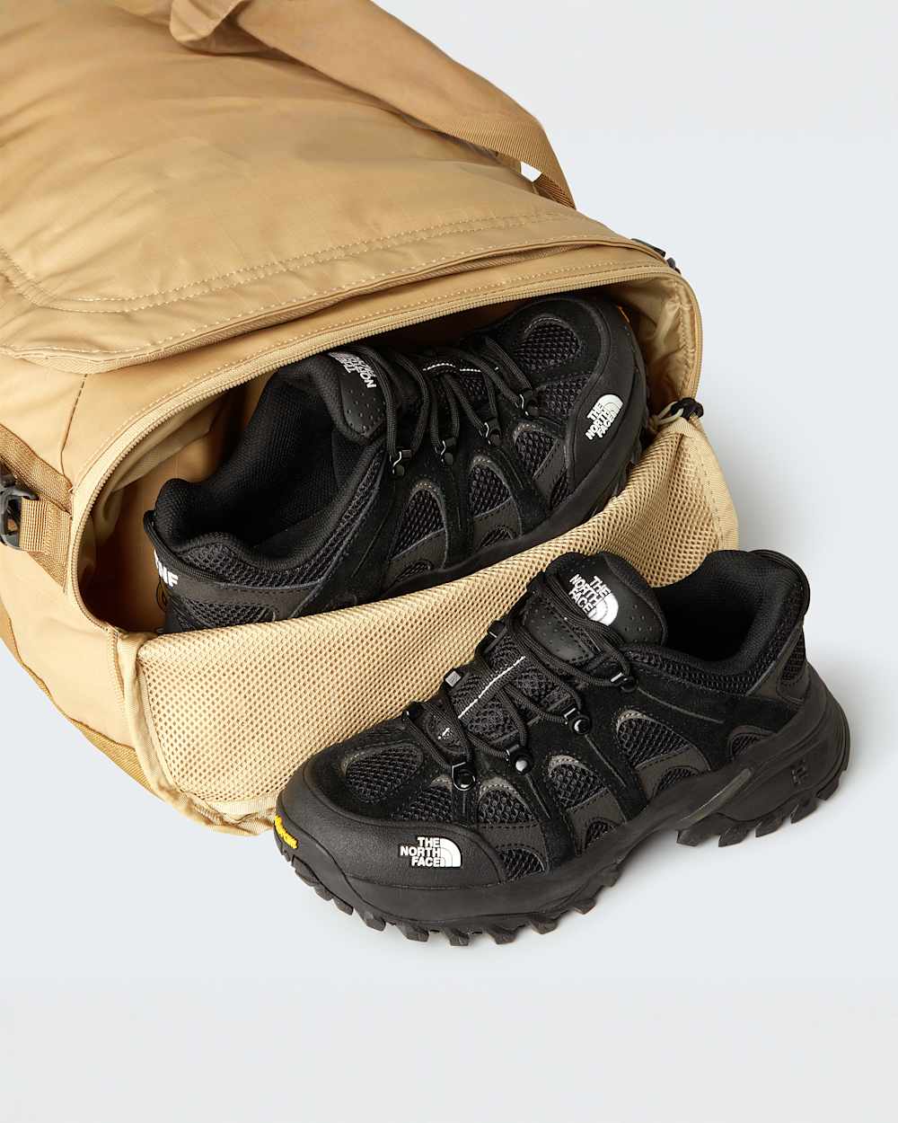 Bolsa de viaje Base Camp Duffle Voyager 42L TNF Khaki StoneUtility BrownDesert Stone ALT6
